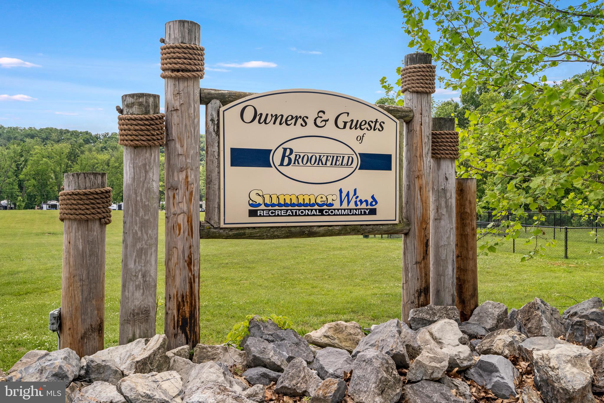 BROOKFIELD - Residential