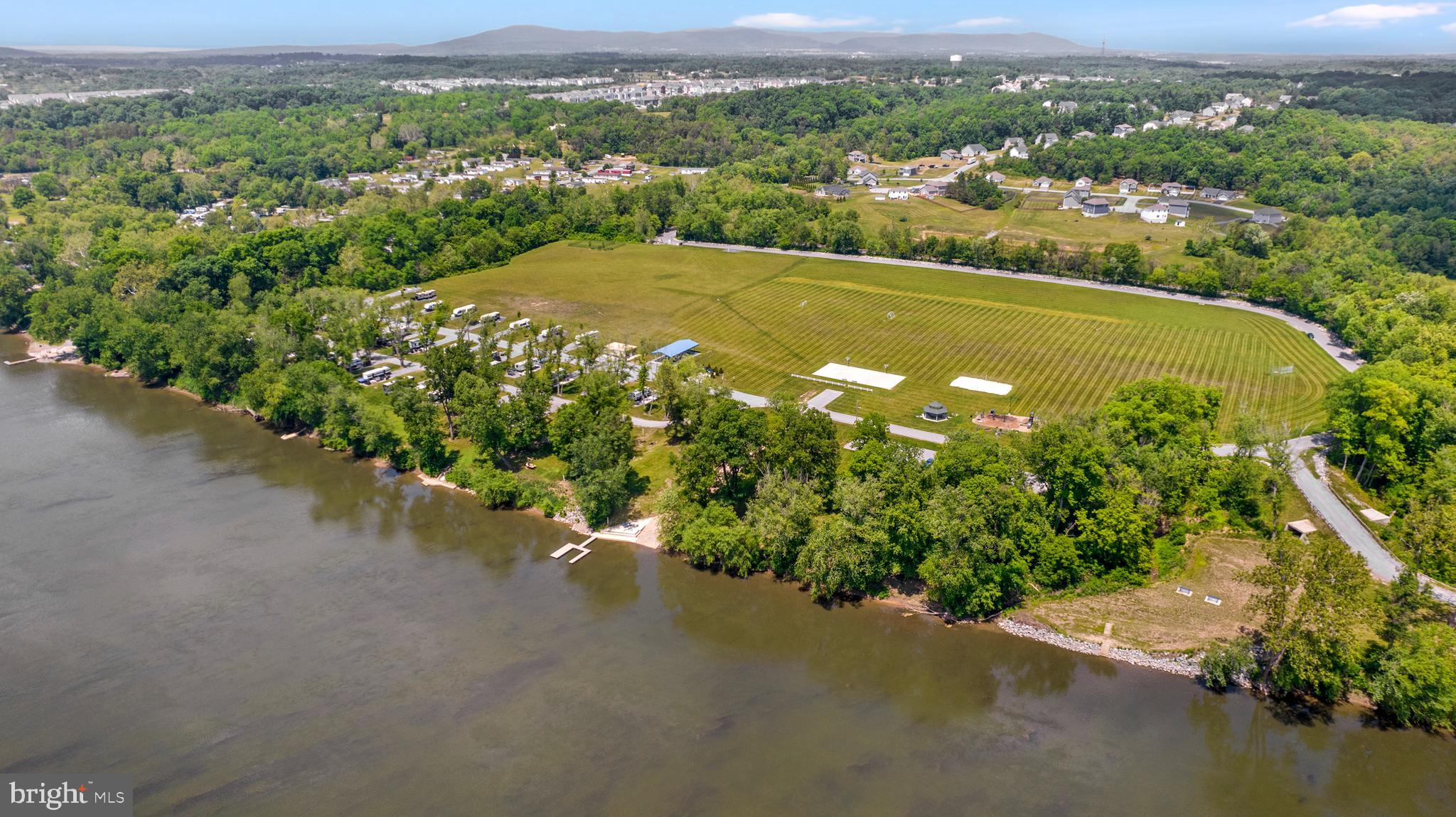 BROOKFIELD - Residential