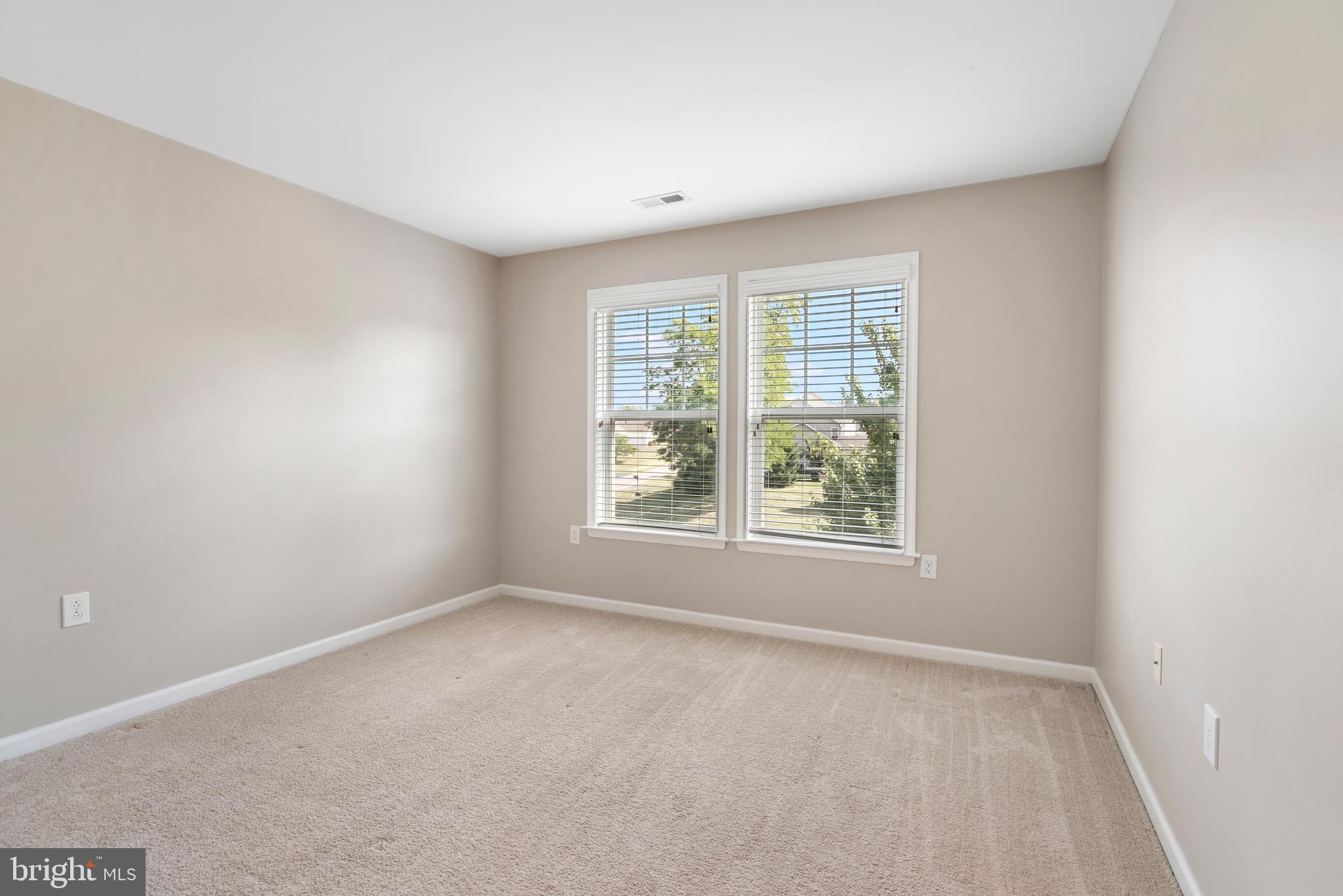 BROOKFIELD - Residential