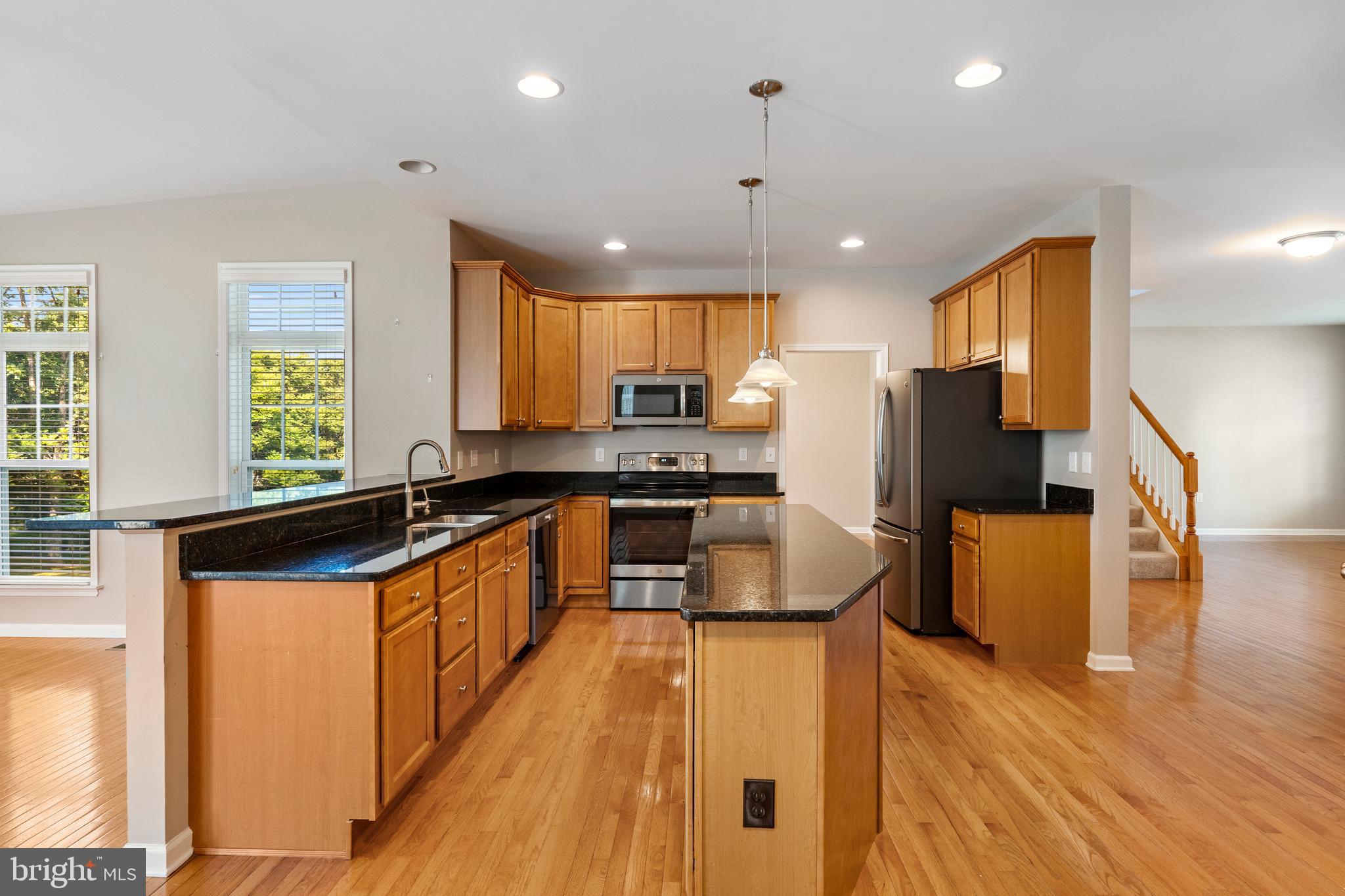 BROOKFIELD - Residential