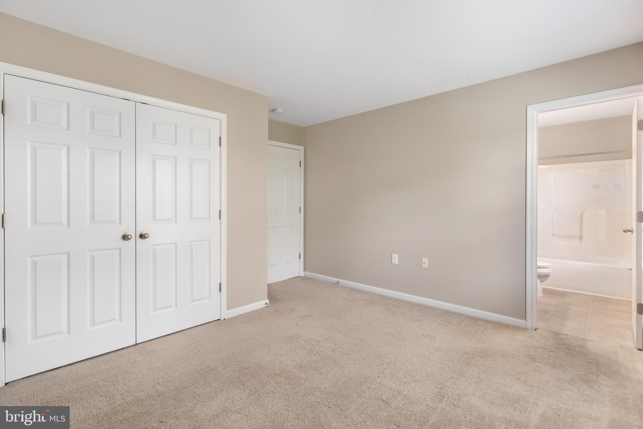 BROOKFIELD - Residential