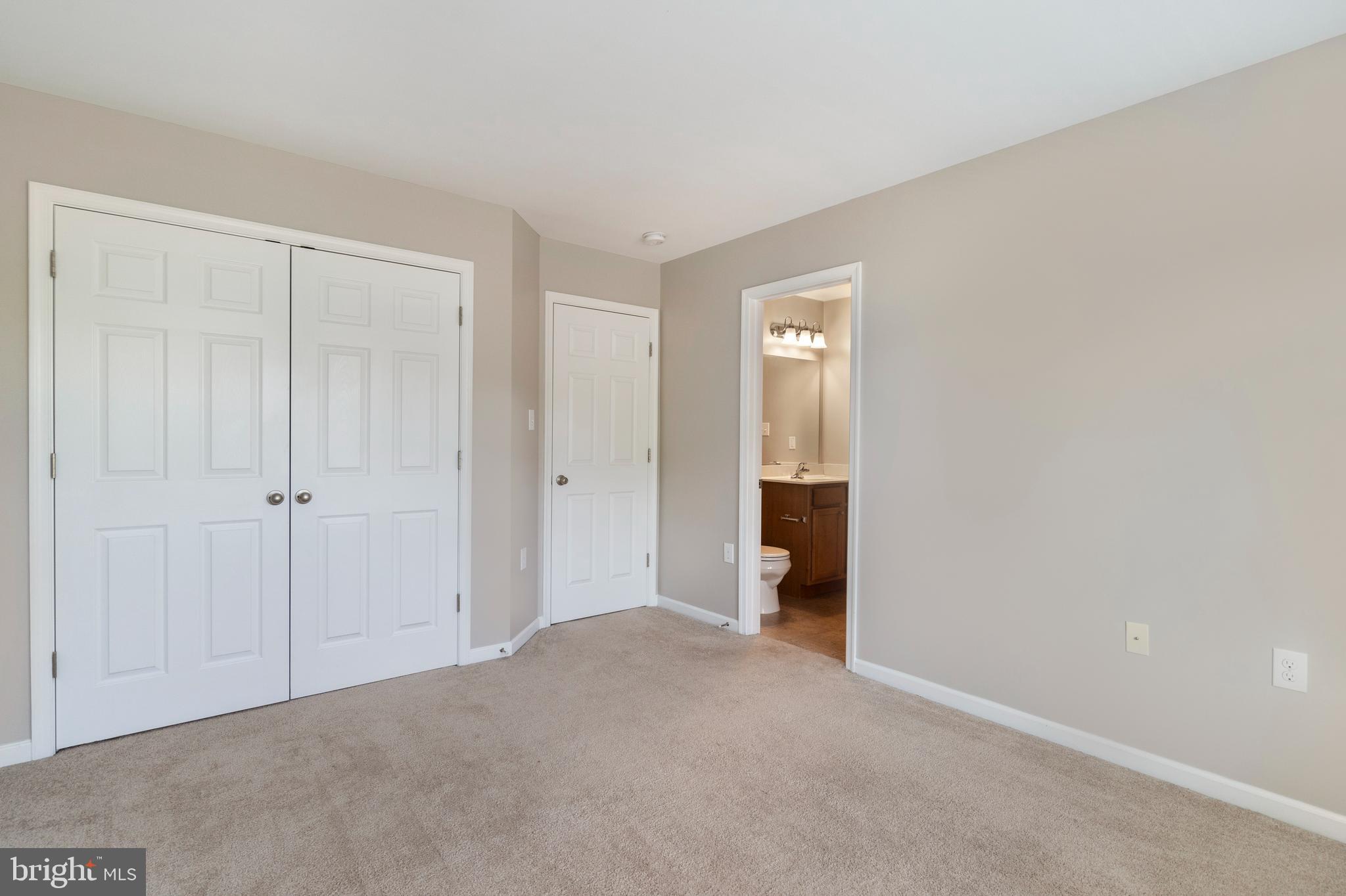 BROOKFIELD - Residential