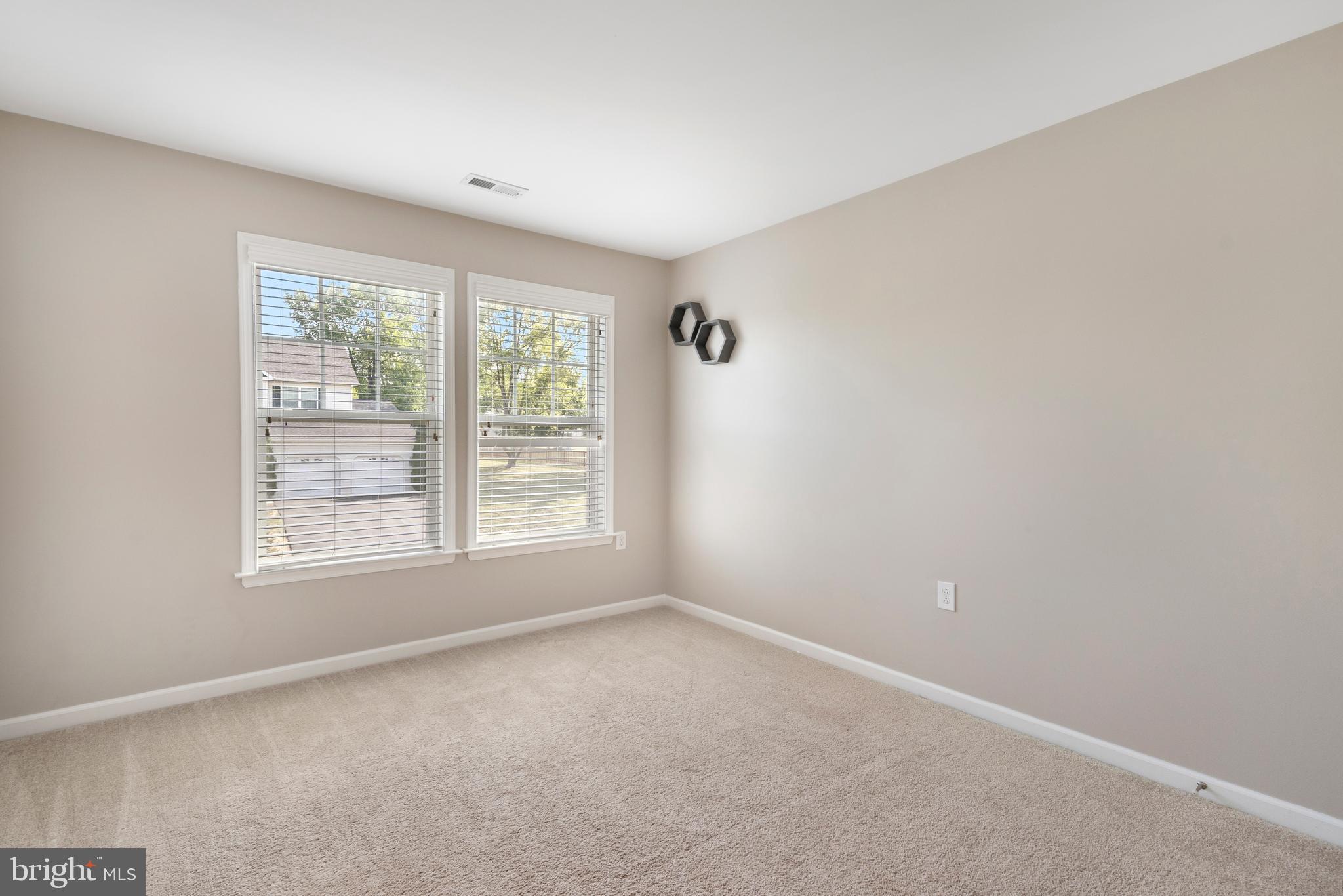 BROOKFIELD - Residential