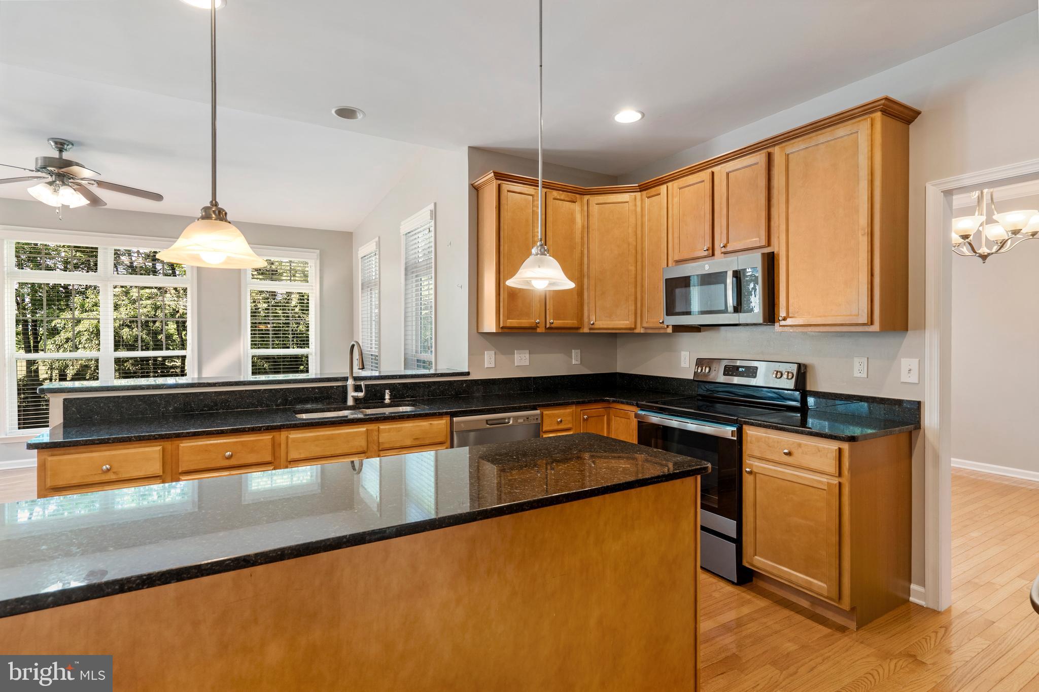 BROOKFIELD - Residential