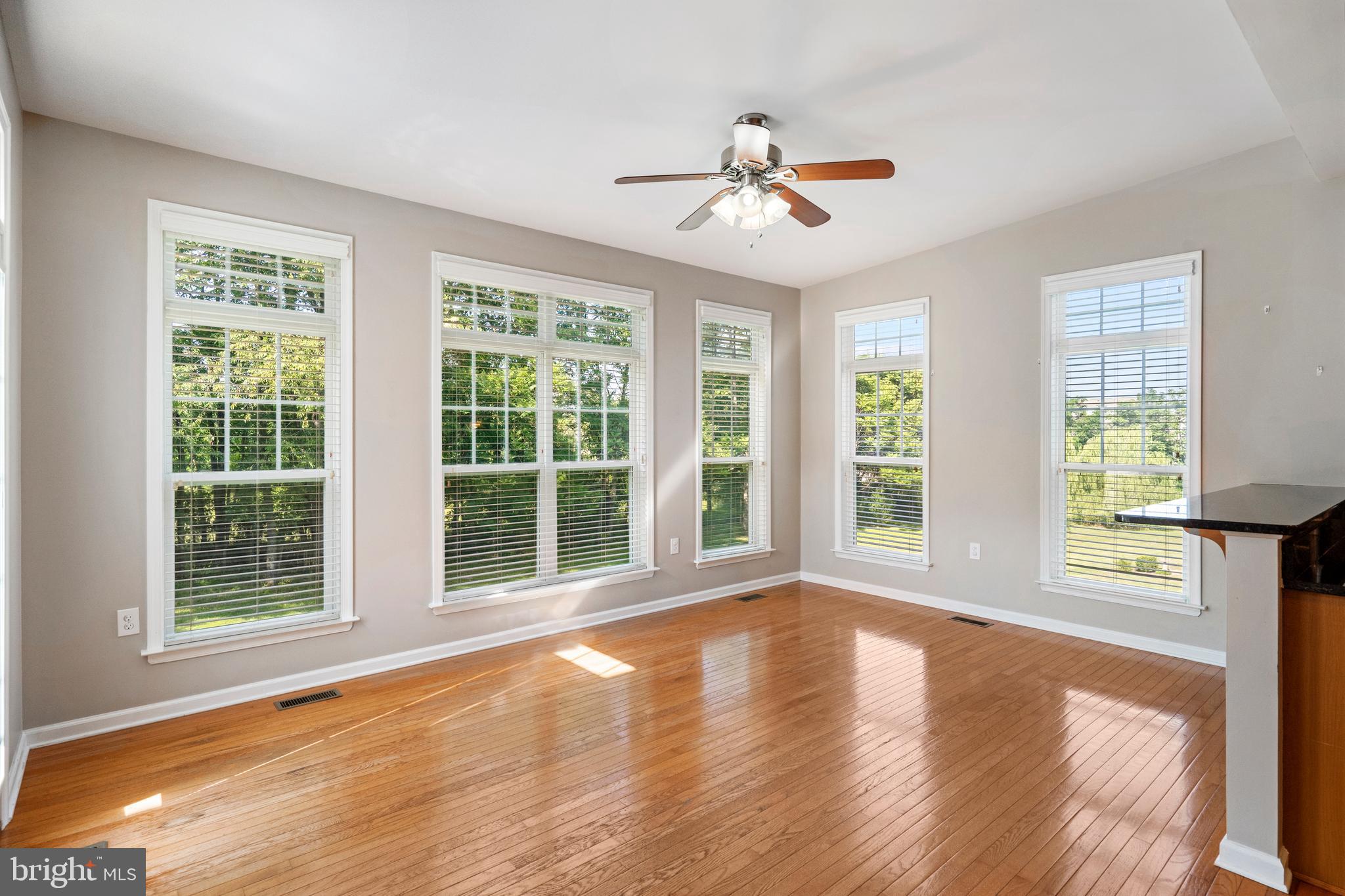 BROOKFIELD - Residential