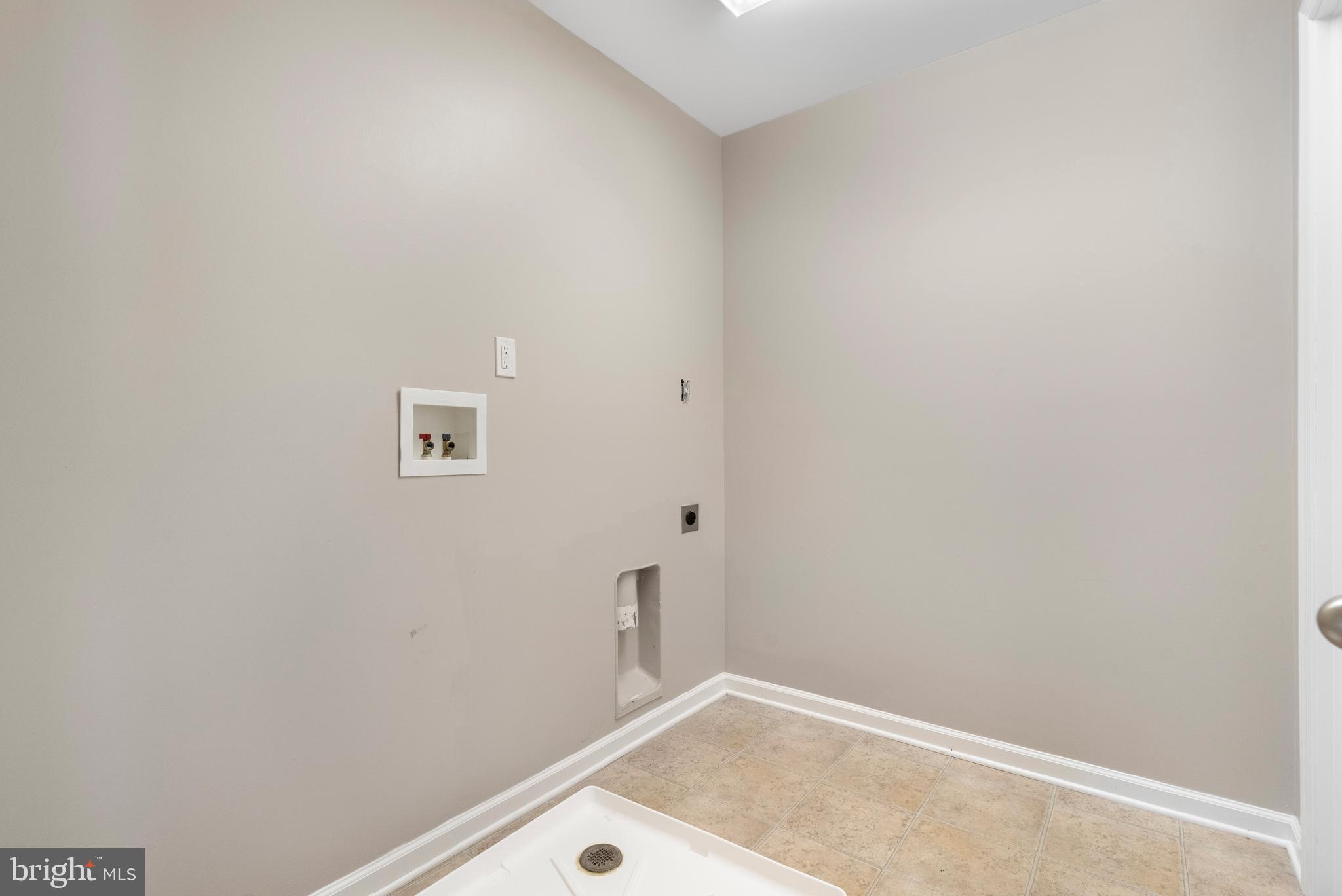 BROOKFIELD - Residential