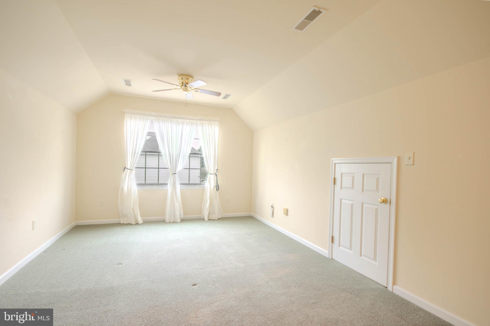 STEEPLECHASE - Residential