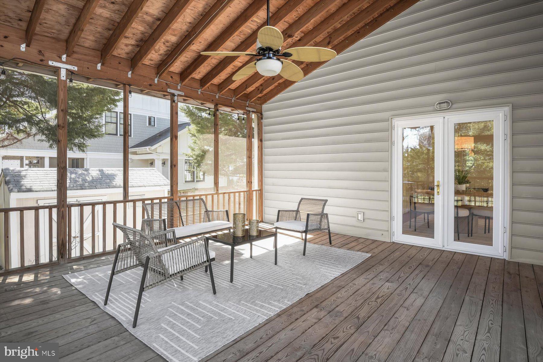 BERKSHIRE OAKWOOD - Residential