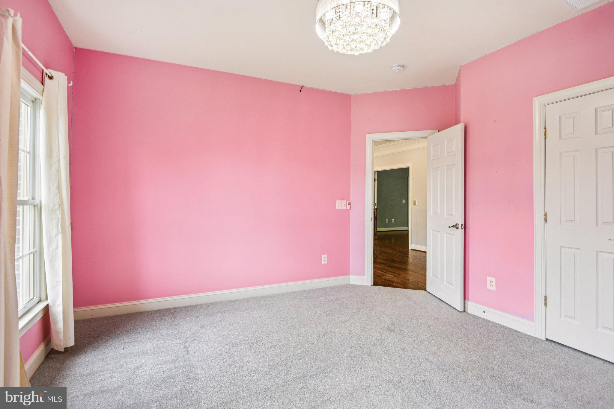 CEDAR CREST - Residential