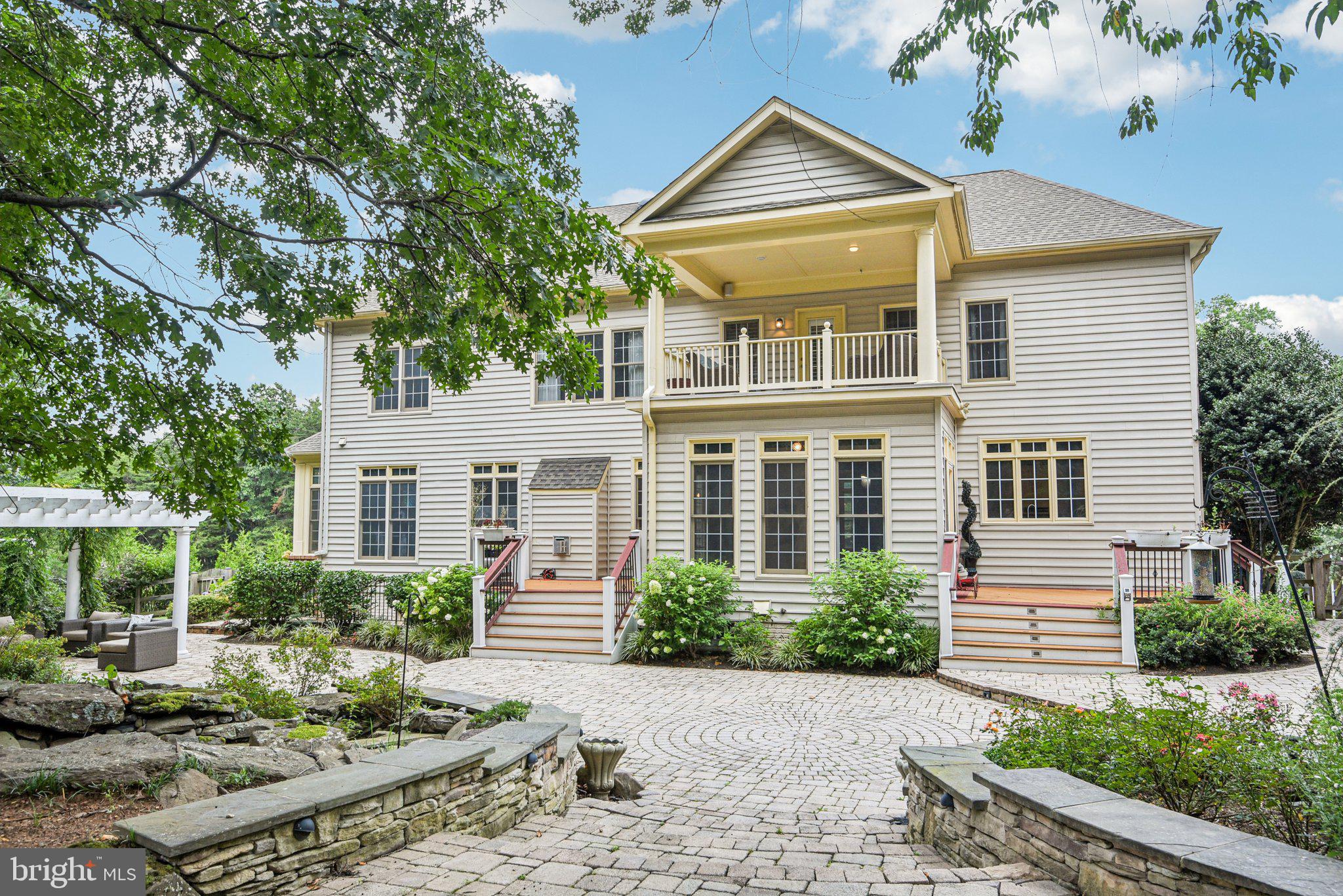 CEDAR CREST - Residential