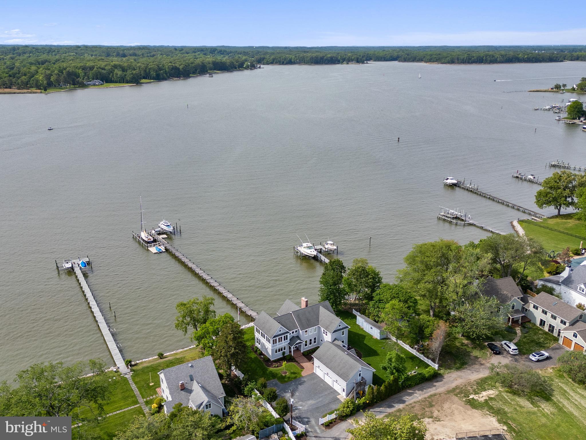 SHADY SIDE - Residential