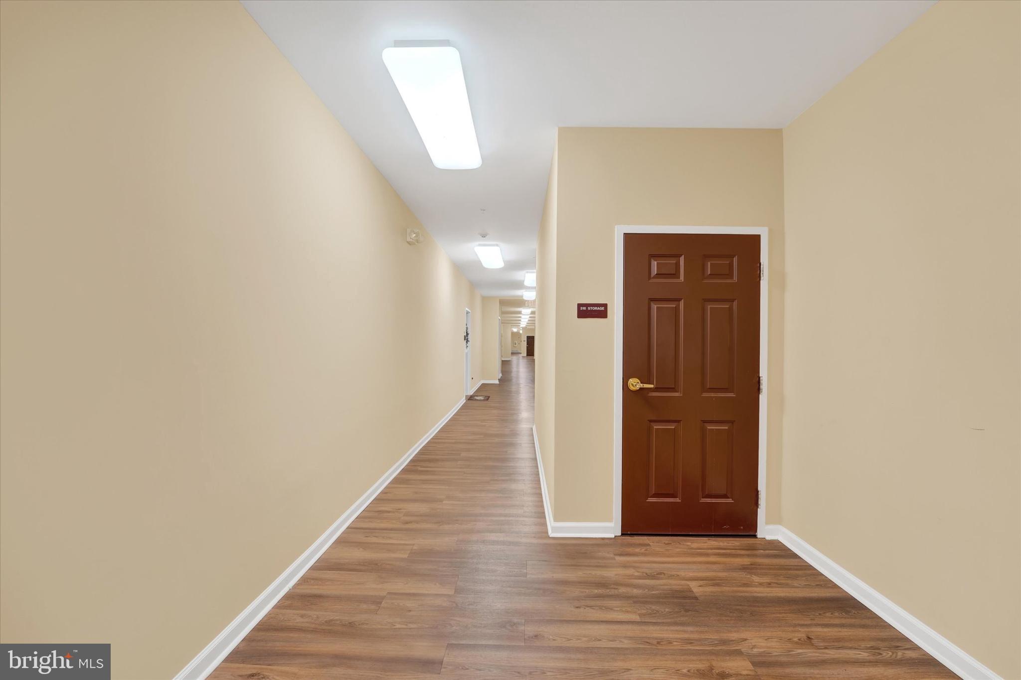 VILLAGE OF FOUNTAINVIEW - Residential
