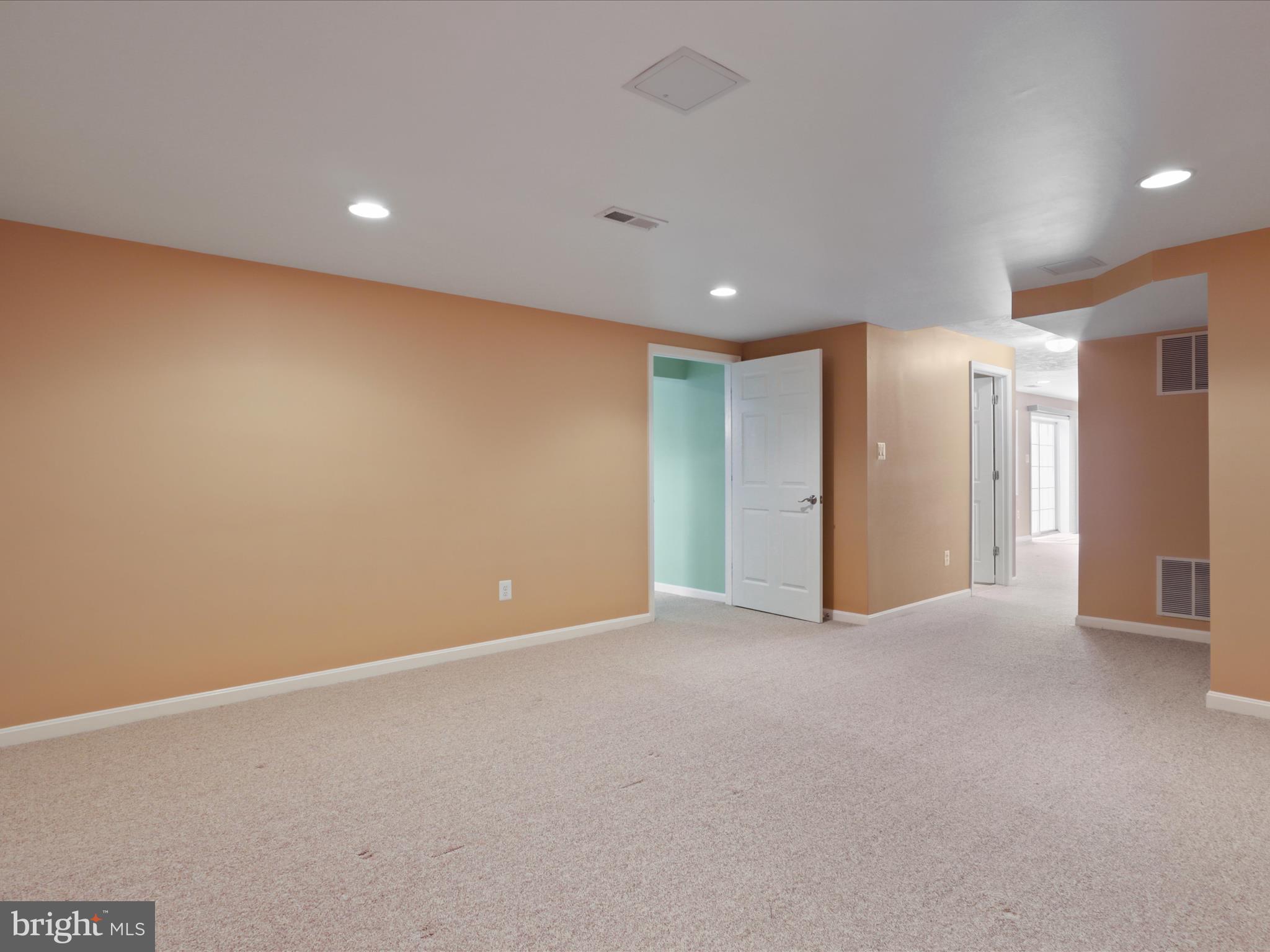 BRIDLEWOOD - Residential