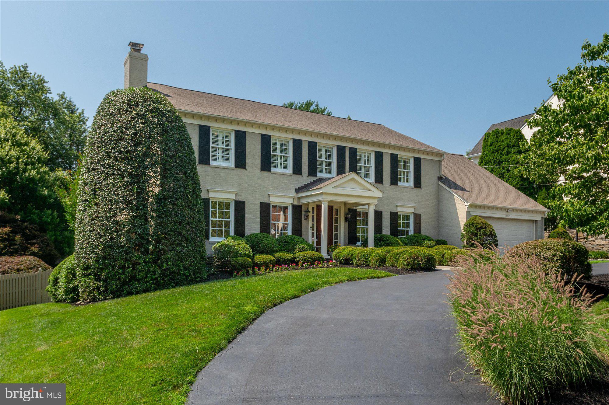 MCAULEY PARK - Residential
