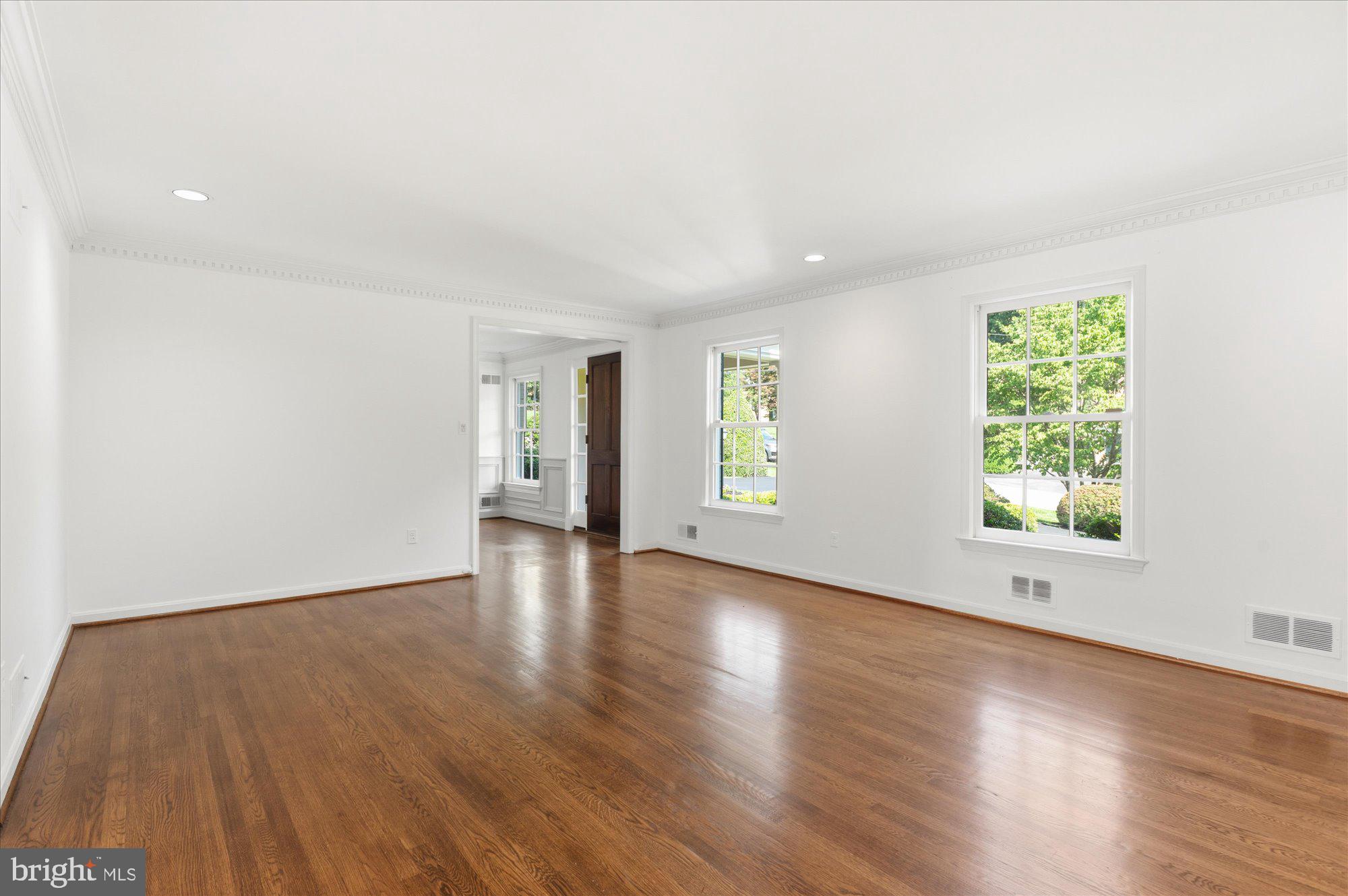 MCAULEY PARK - Residential