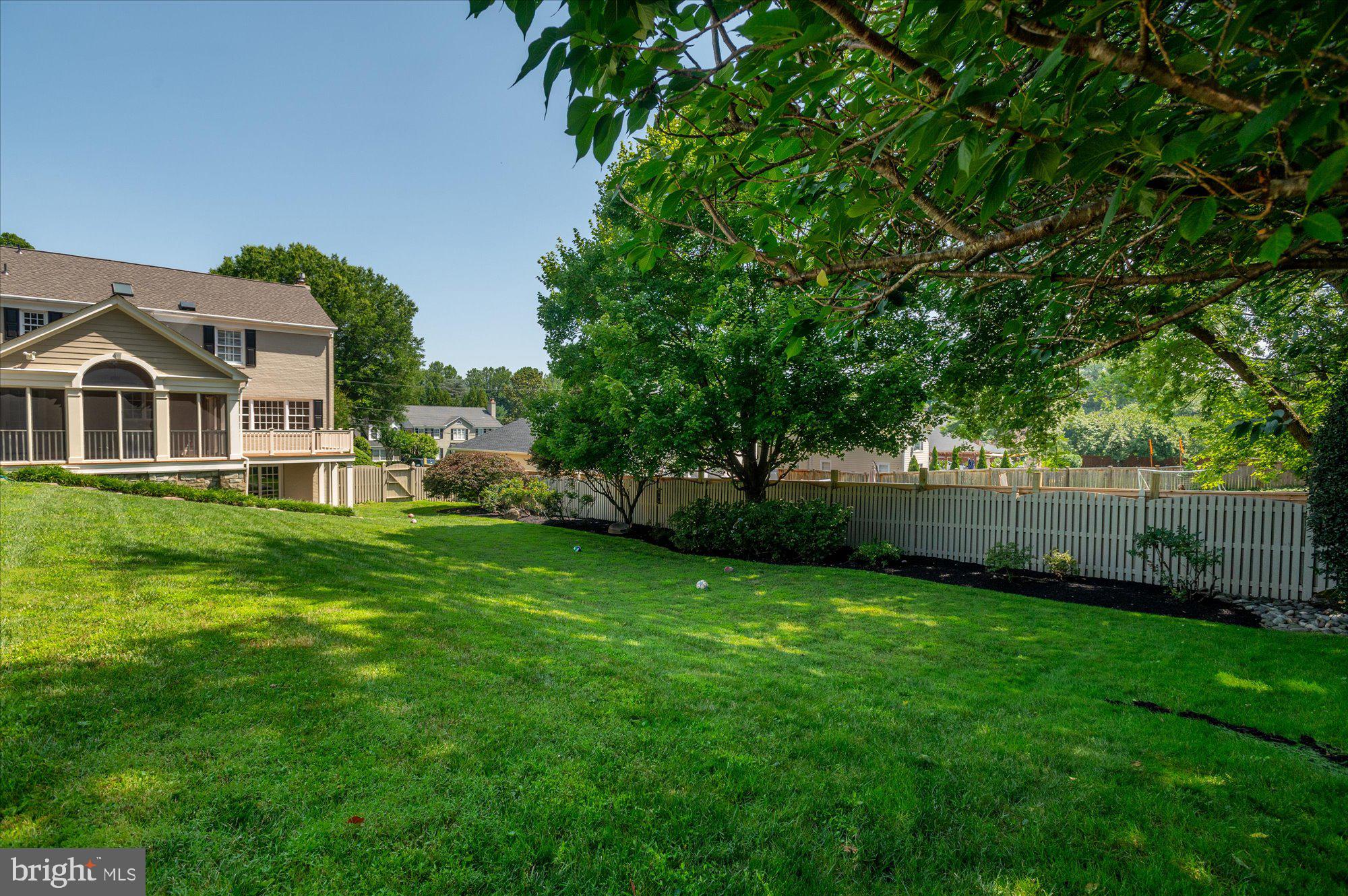 MCAULEY PARK - Residential
