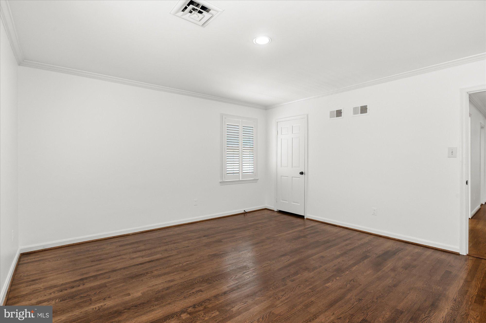 MCAULEY PARK - Residential