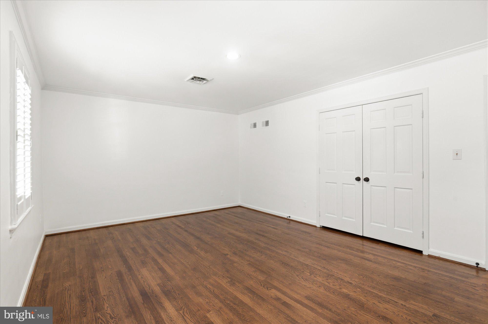 MCAULEY PARK - Residential