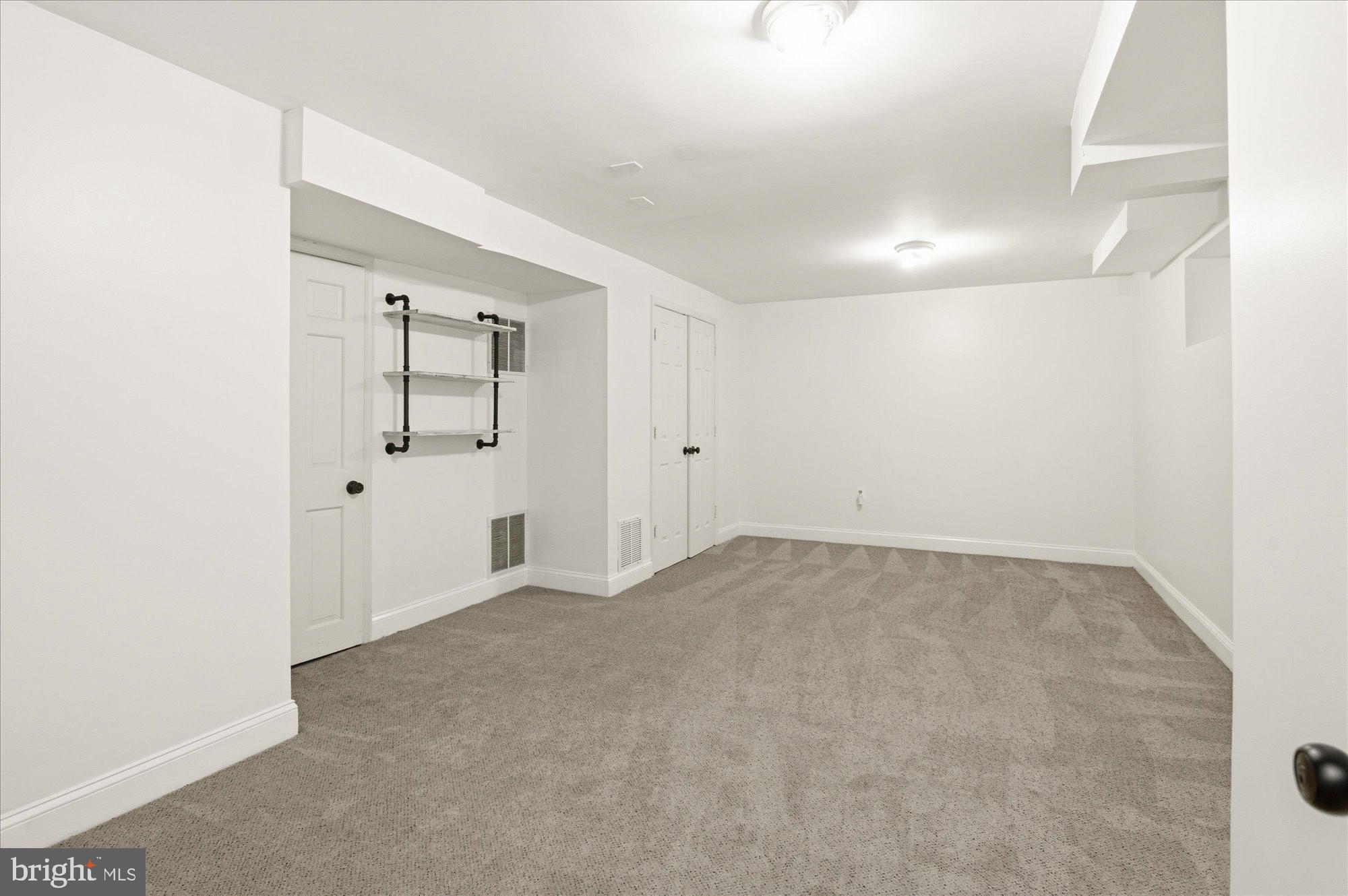 MCAULEY PARK - Residential