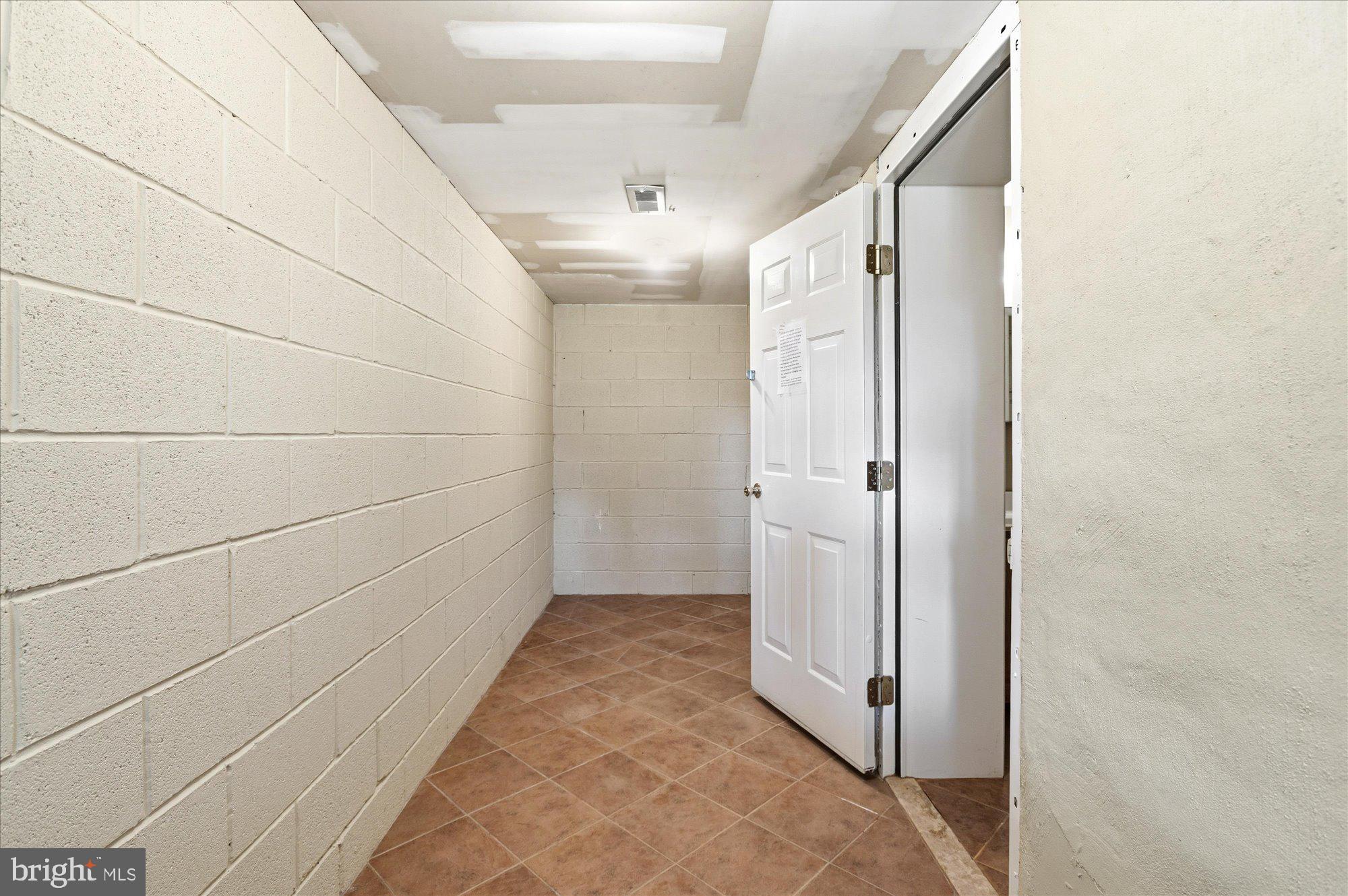 MCAULEY PARK - Residential
