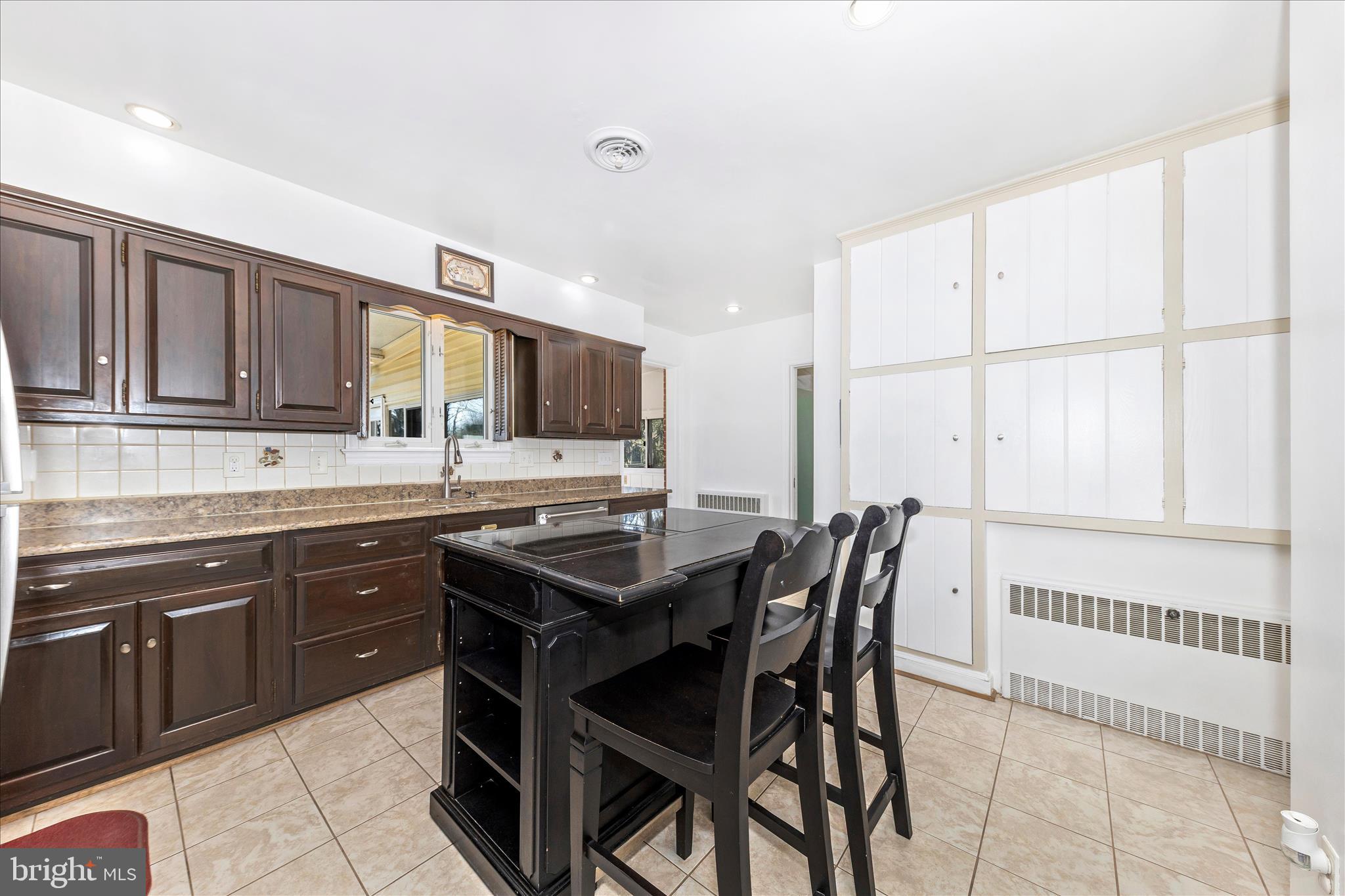 GLEN HILLS - Residential