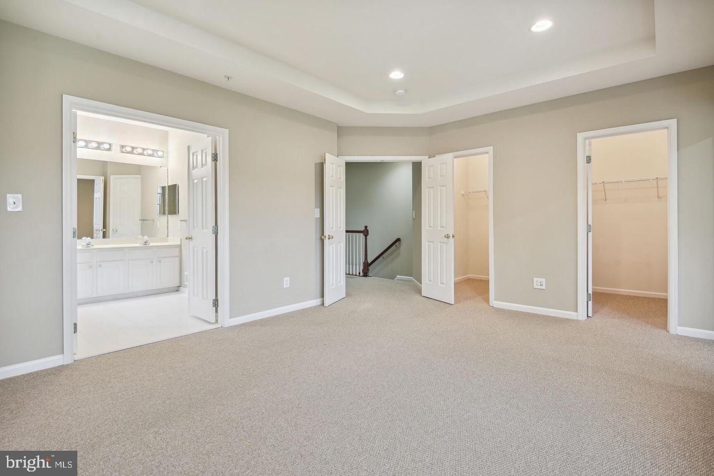 KENTLANDS MIDTOWN - Residential