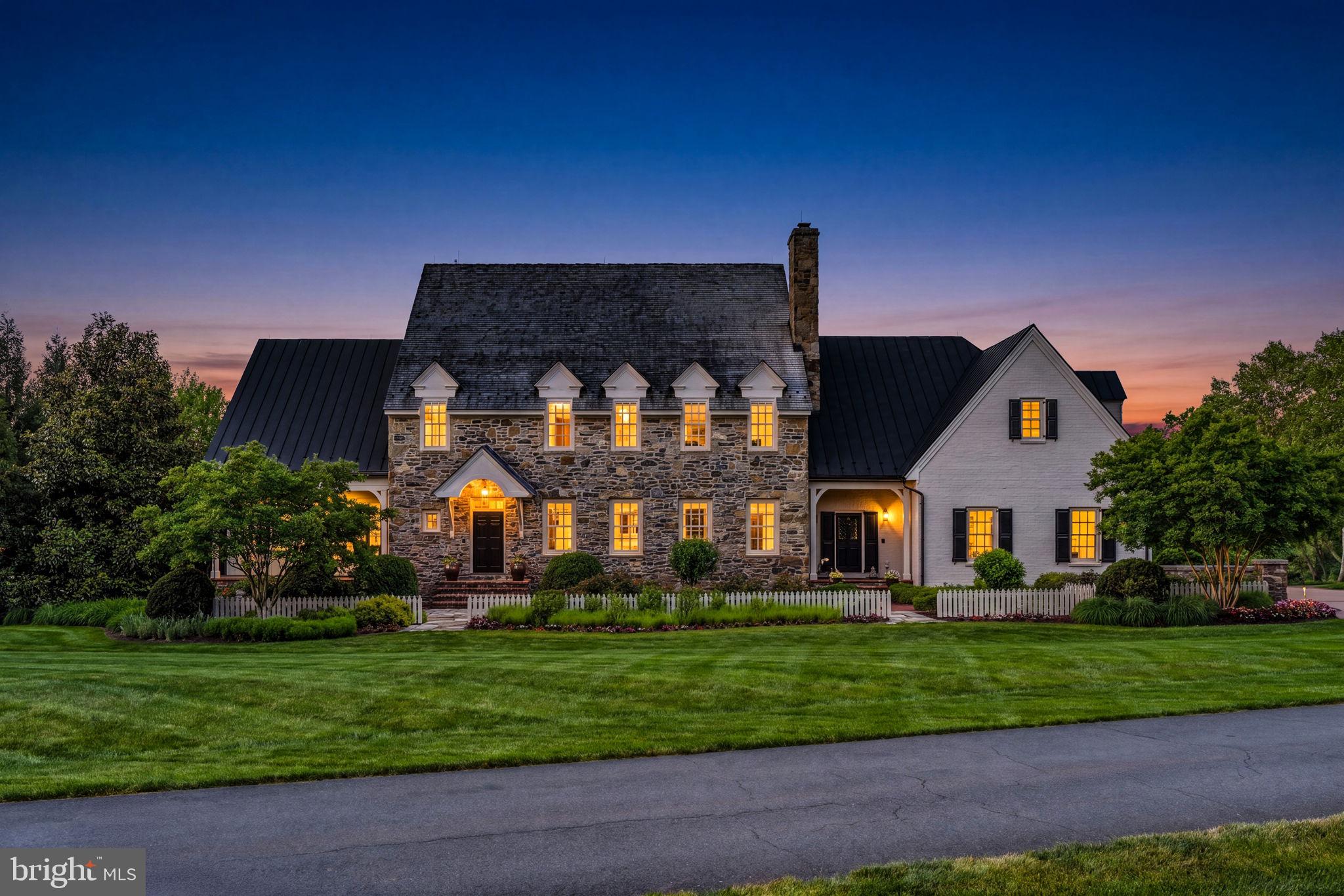 ESTATES @ CREIGHTON FARM - Residential