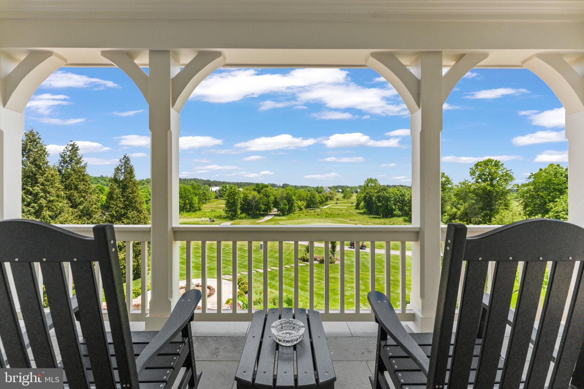 ESTATES @ CREIGHTON FARM - Residential