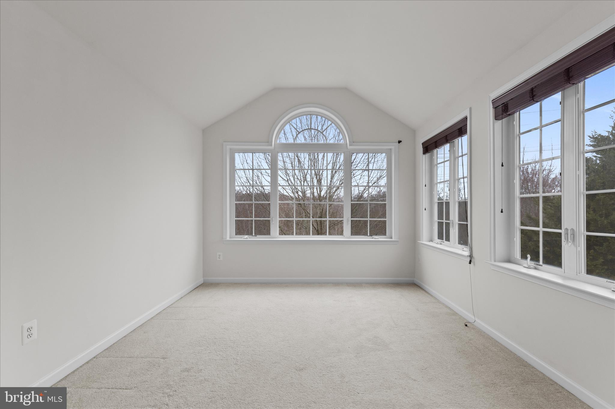 MARLBORO RIDGE - Residential