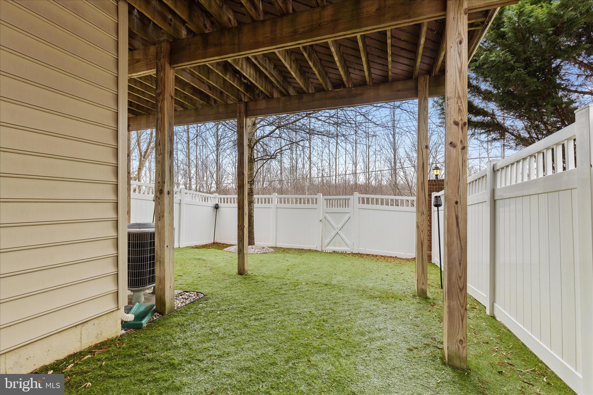 MARLBORO RIDGE - Residential