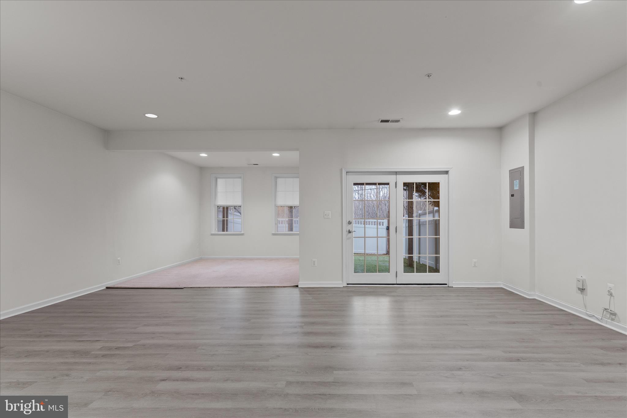 MARLBORO RIDGE - Residential