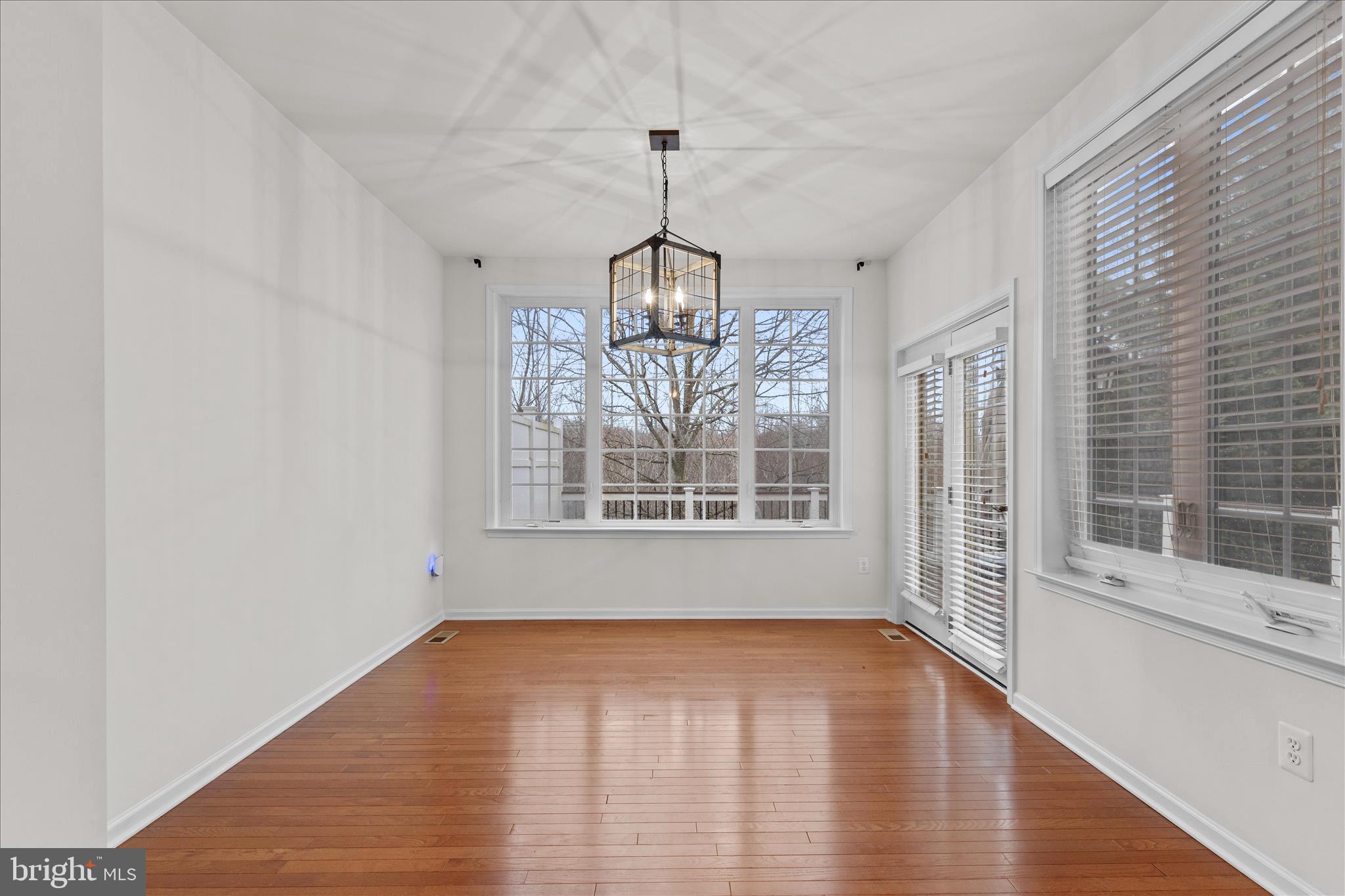 MARLBORO RIDGE - Residential