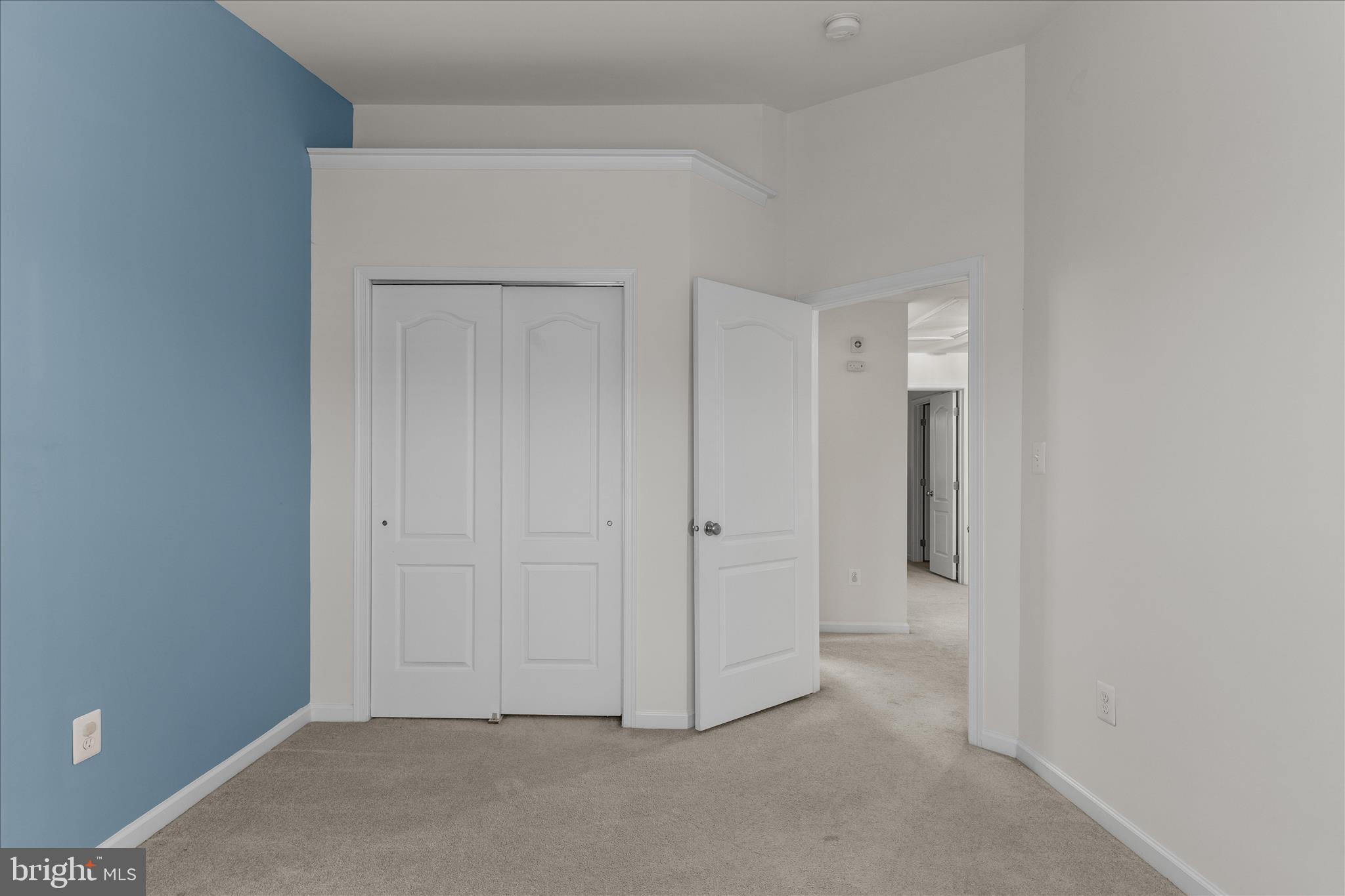 MARLBORO RIDGE - Residential