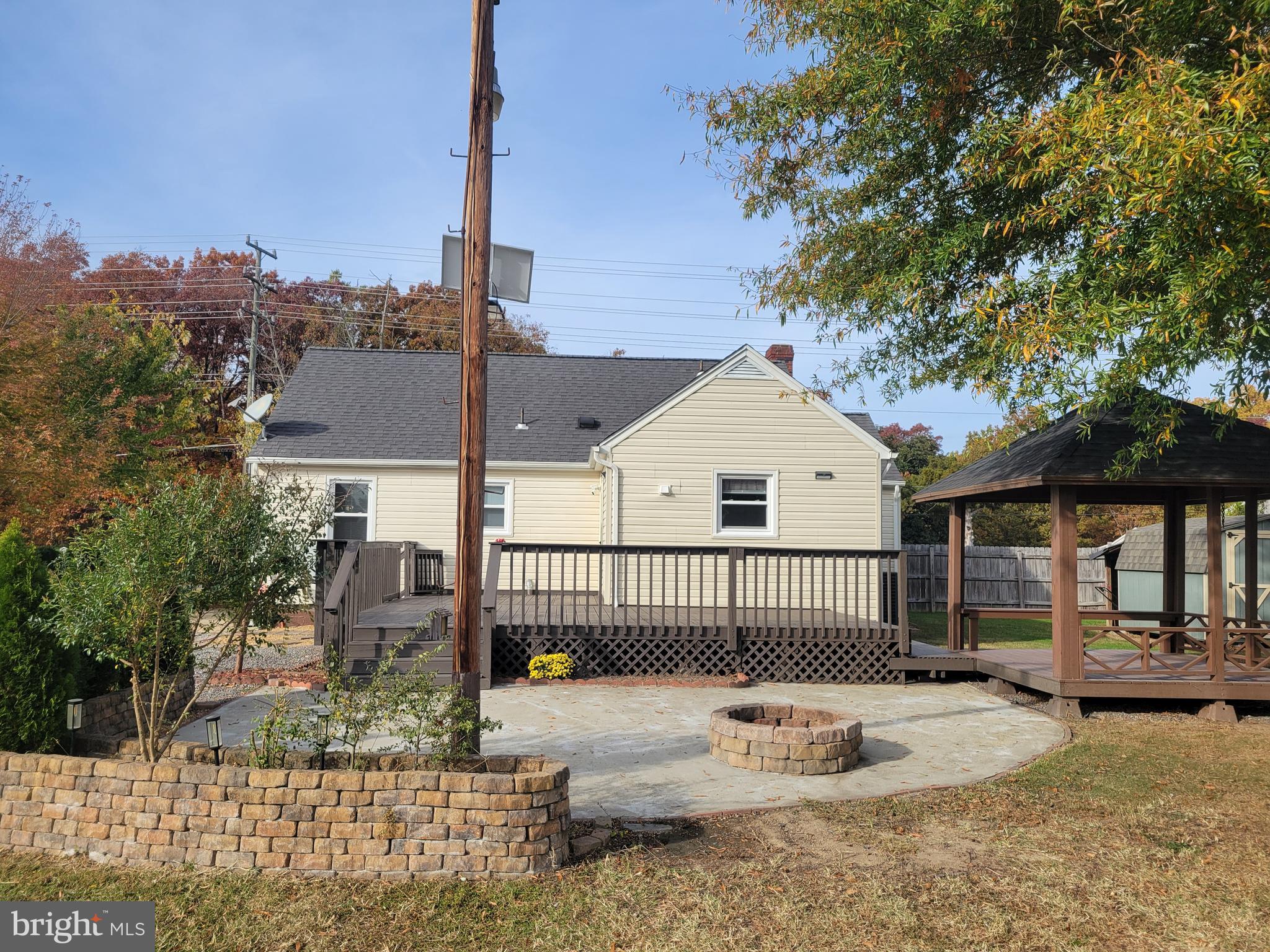 C.L. YOUNG - Residential