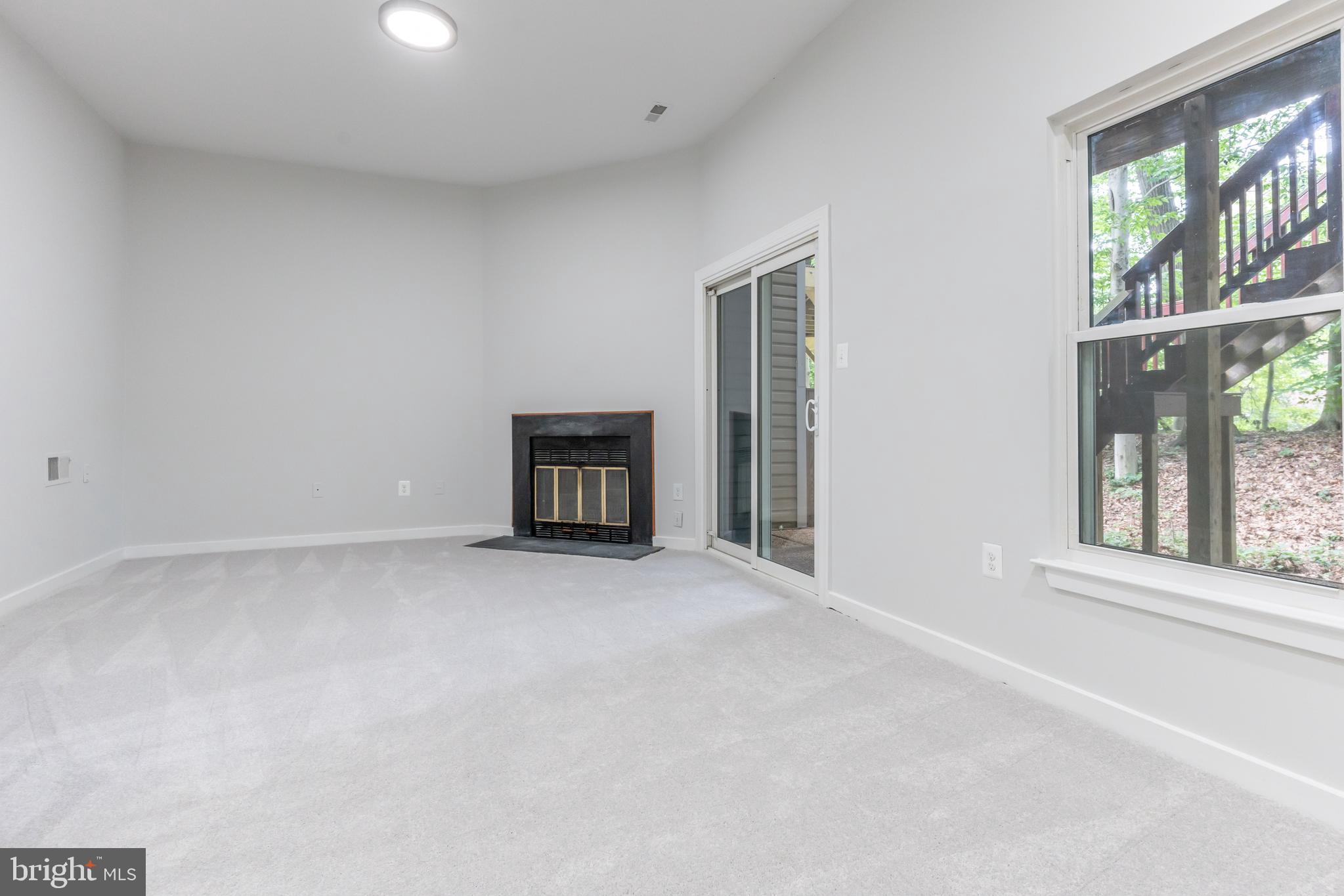 INDIAN RUN COMMONS - Residential