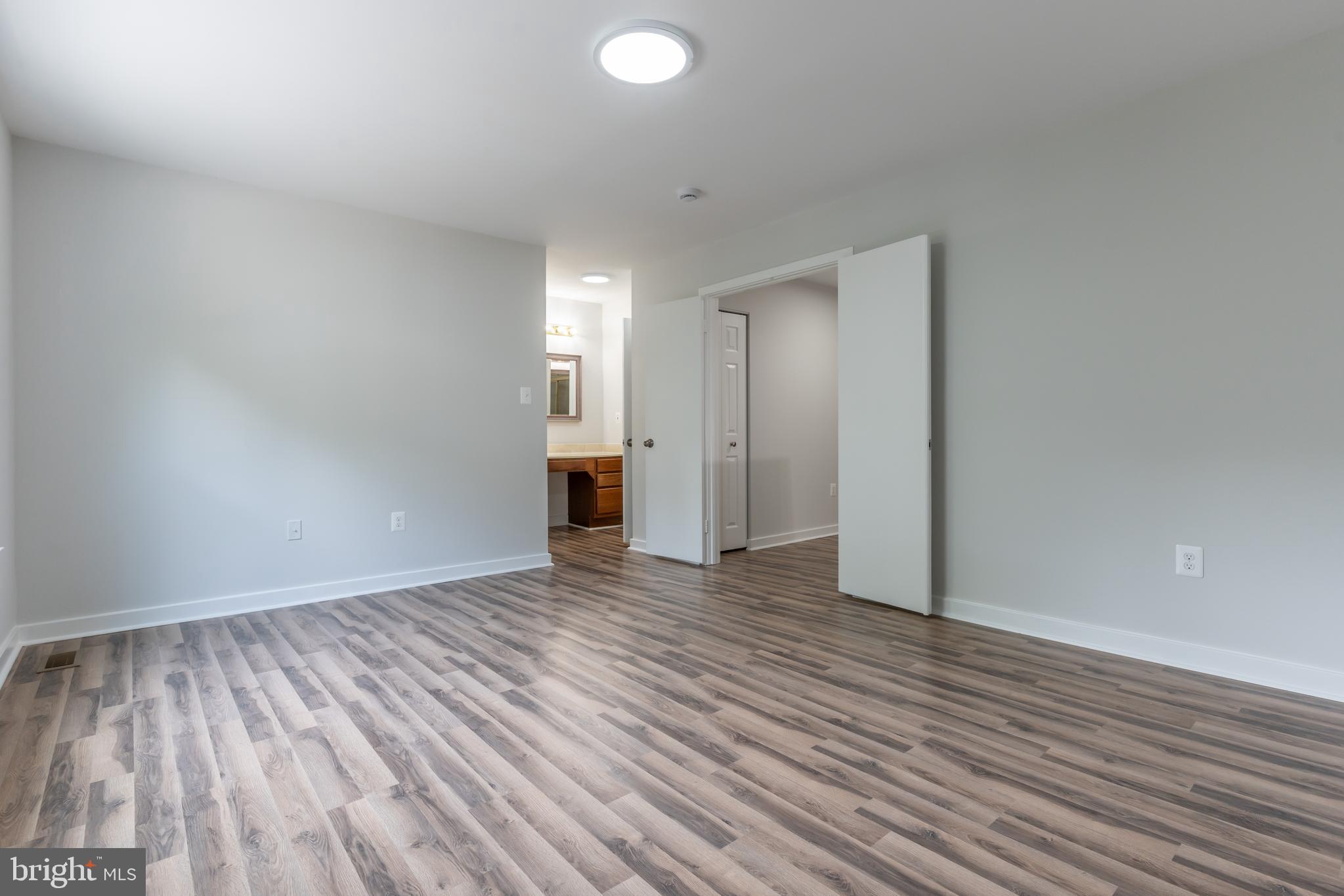 INDIAN RUN COMMONS - Residential
