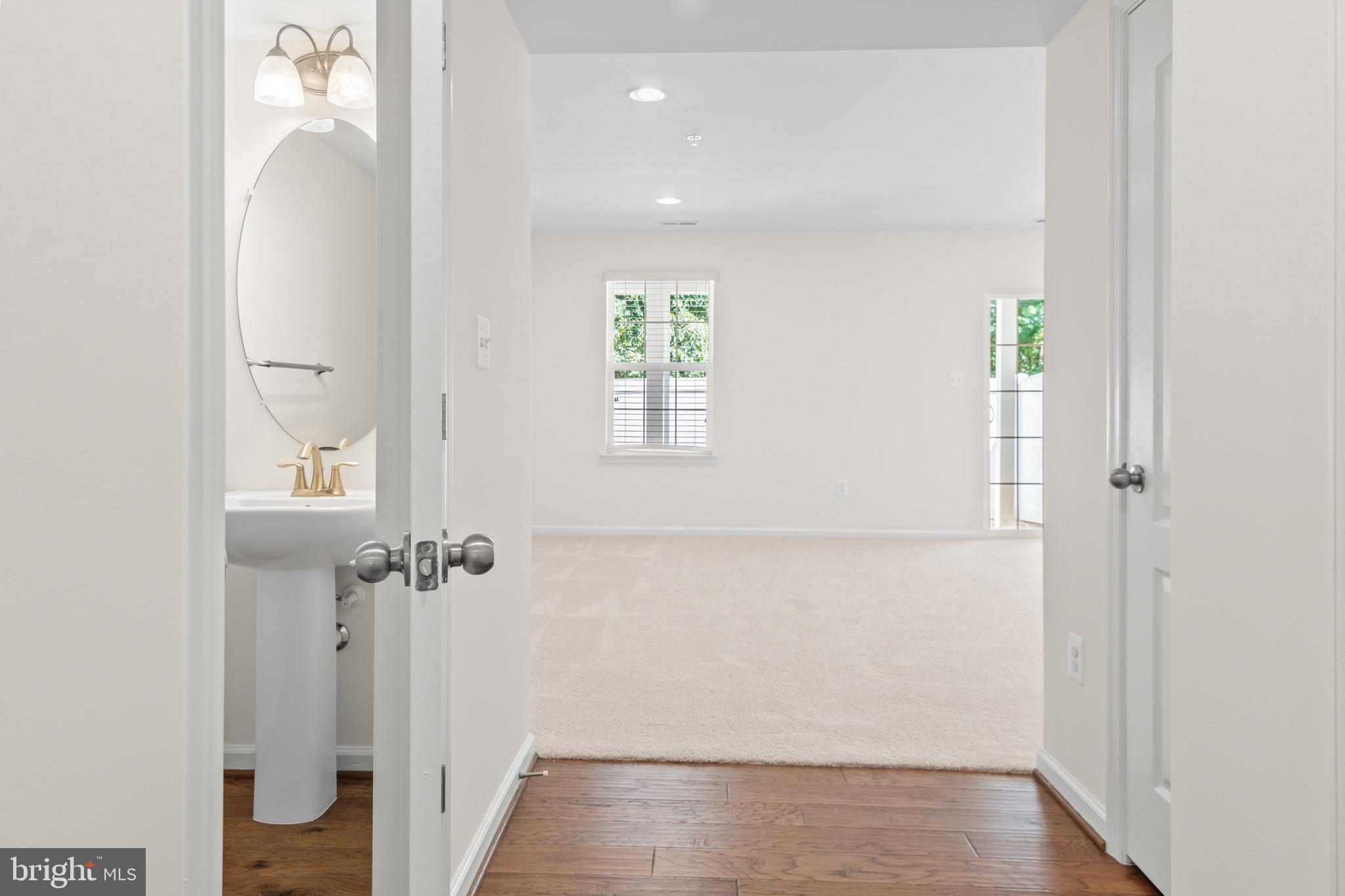 TANYARD SPRINGS - Residential