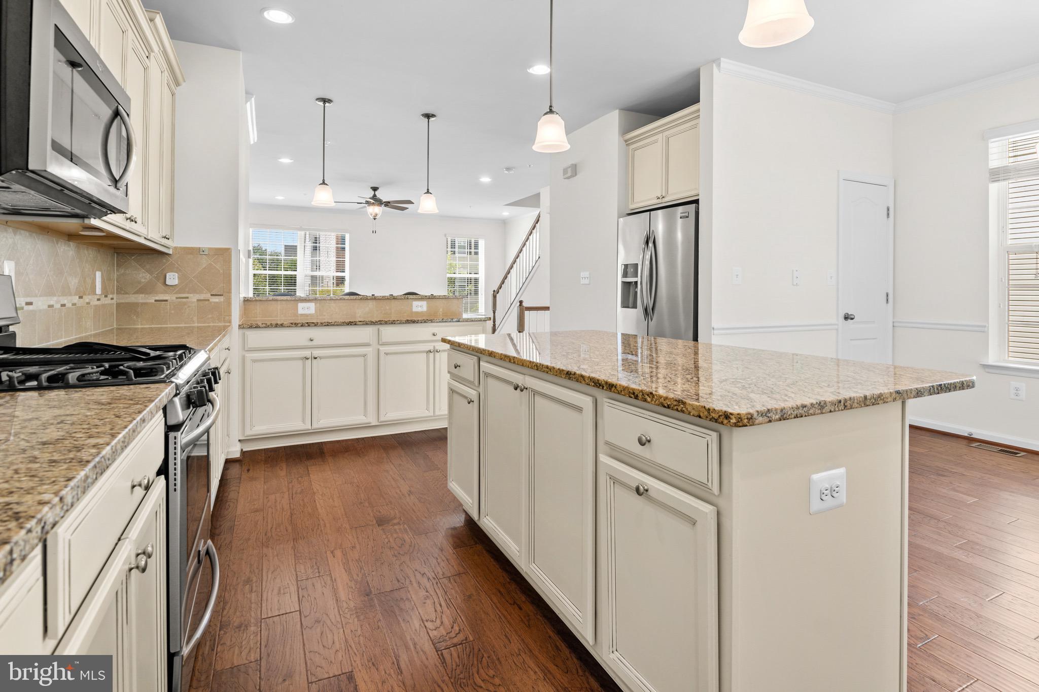 TANYARD SPRINGS - Residential
