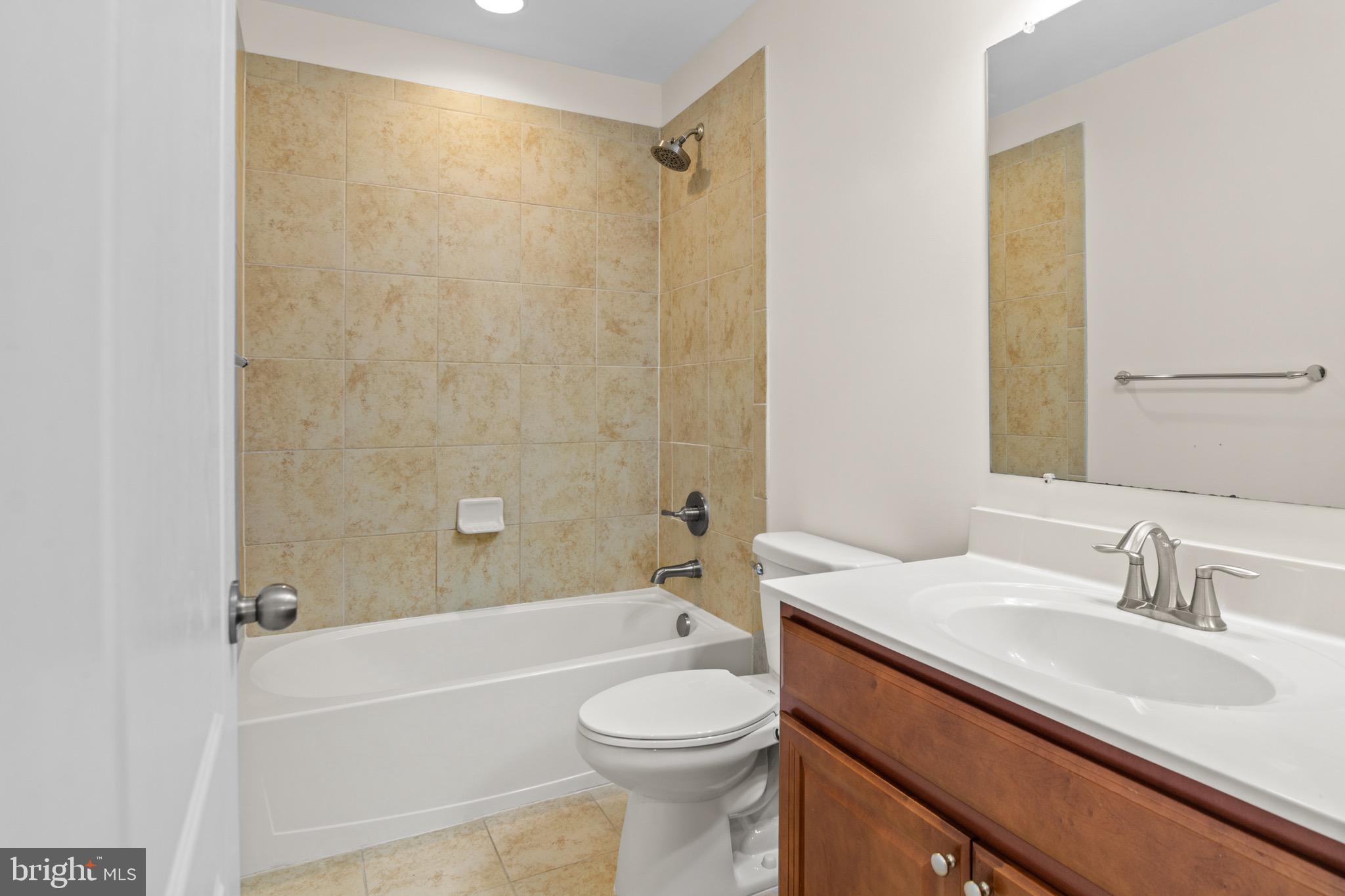 TANYARD SPRINGS - Residential