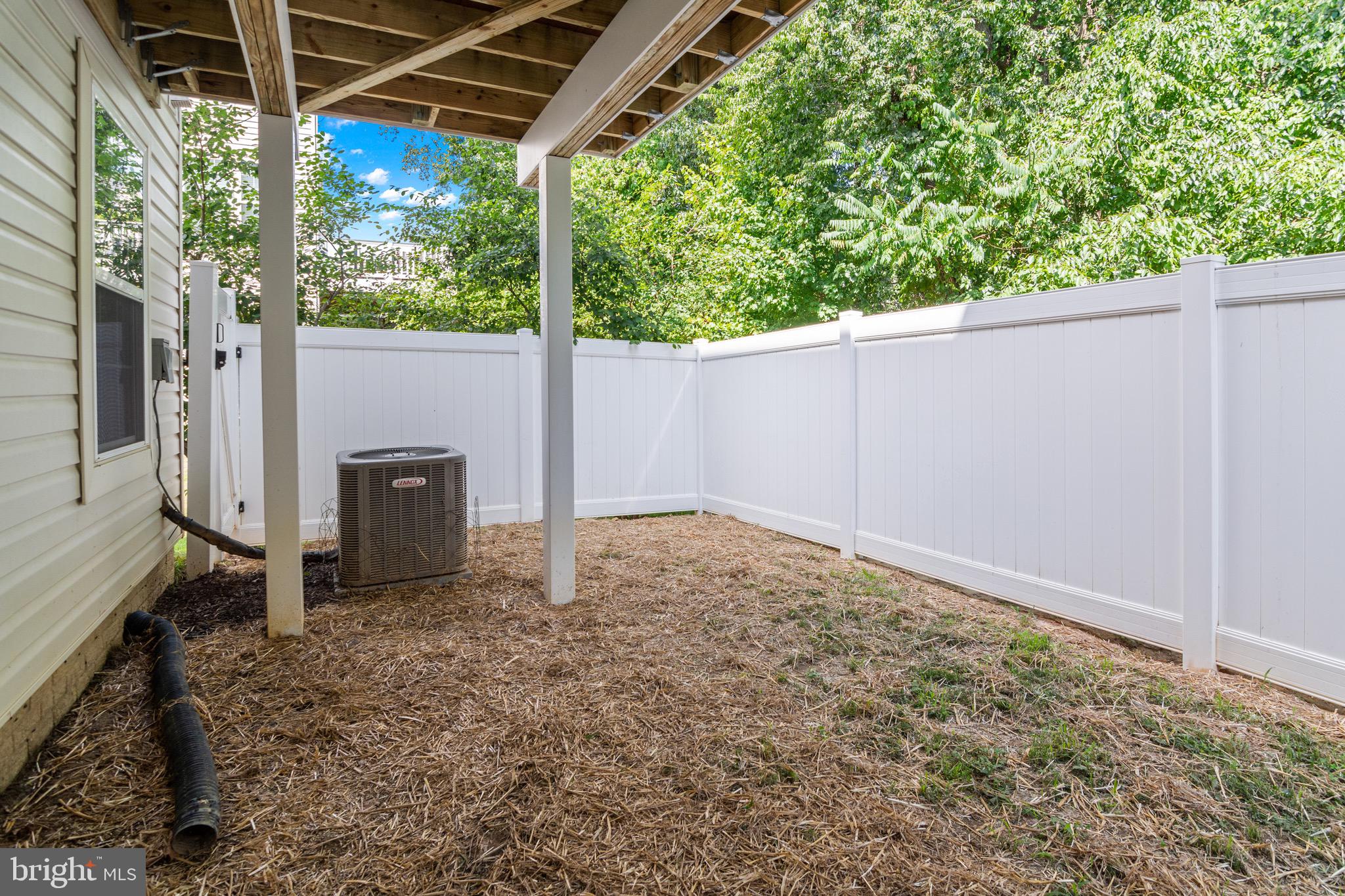 TANYARD SPRINGS - Residential