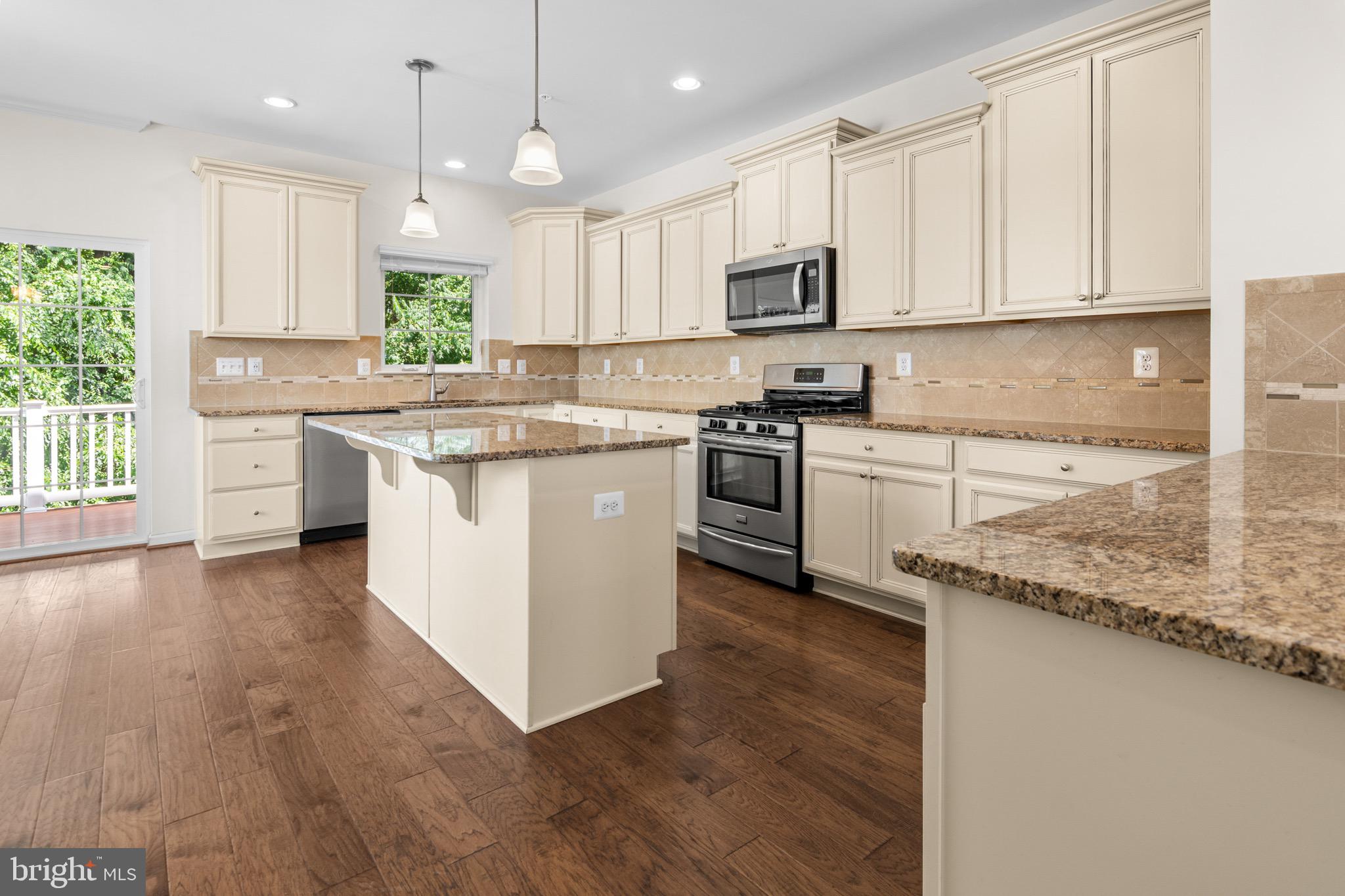 TANYARD SPRINGS - Residential