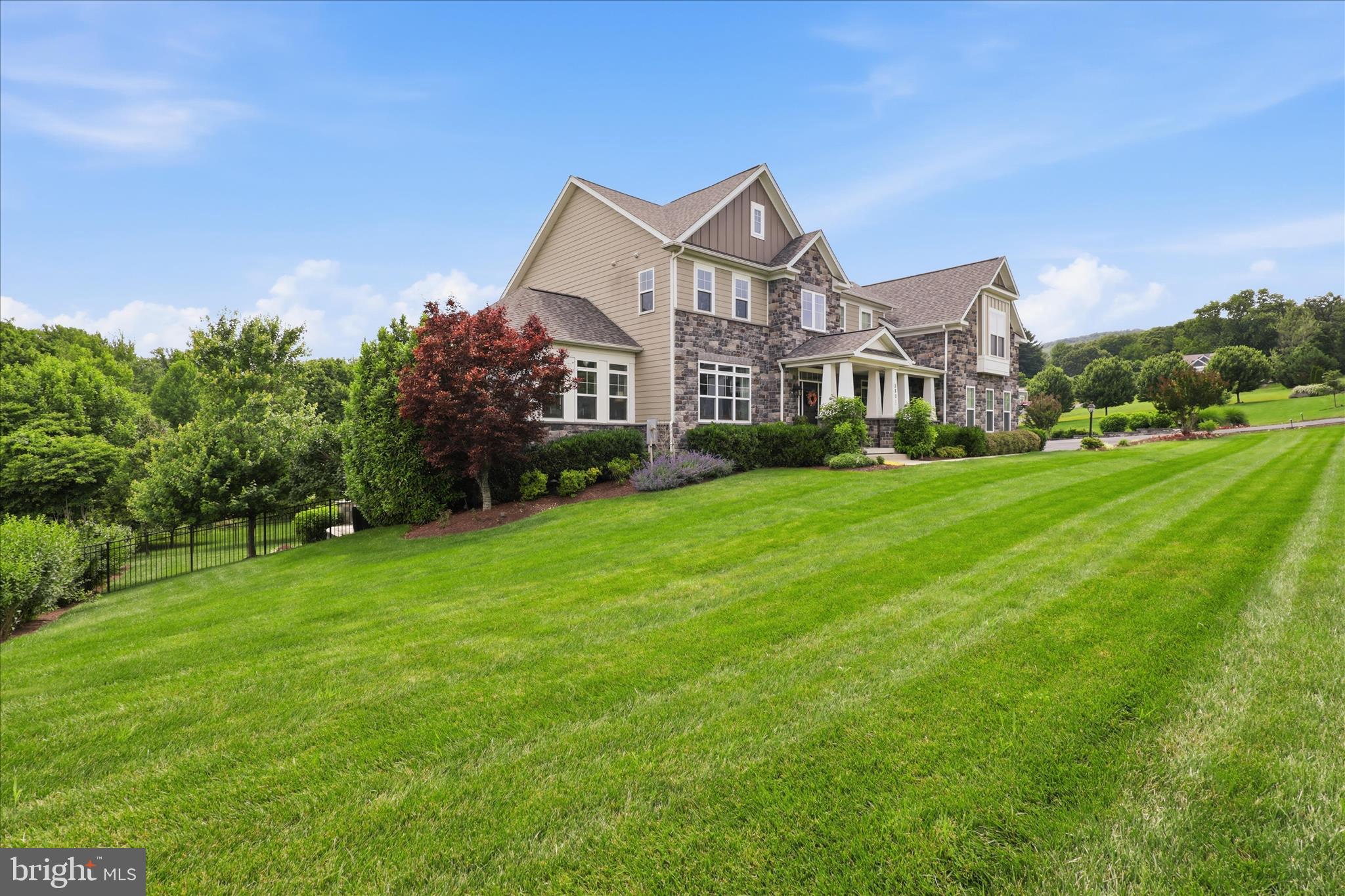 ARROWOOD - Residential