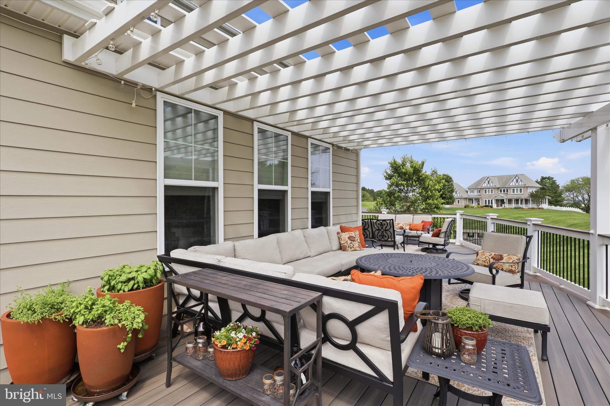 ARROWOOD - Residential