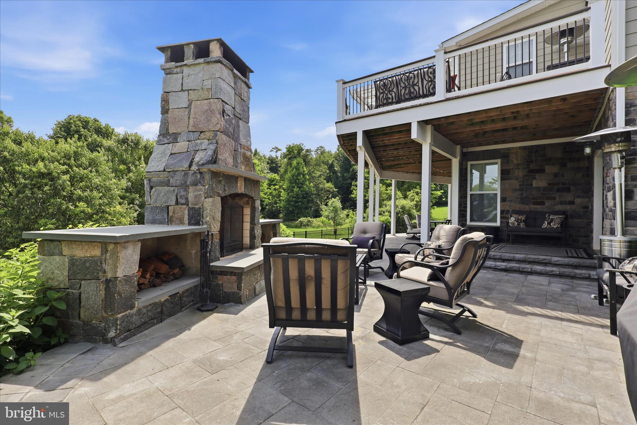 ARROWOOD - Residential