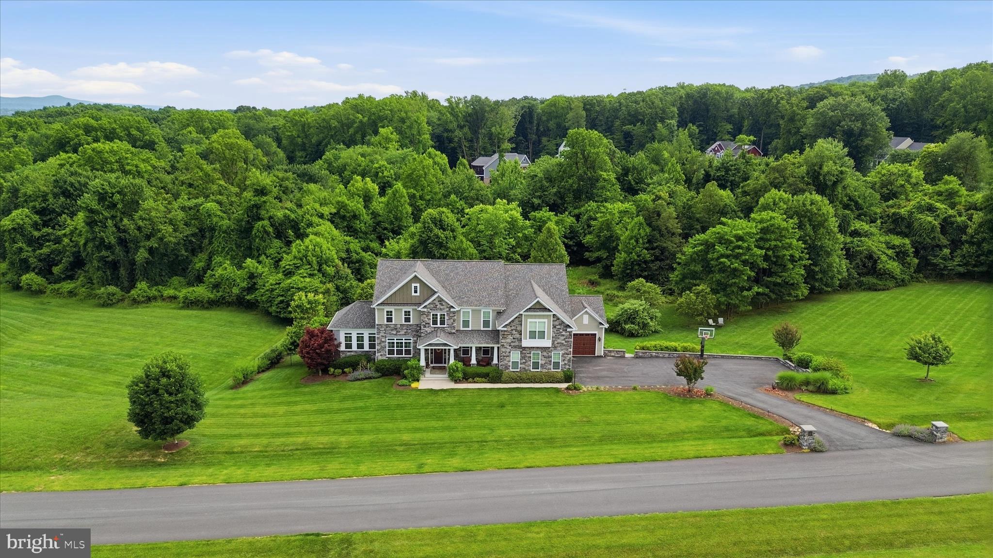 ARROWOOD - Residential