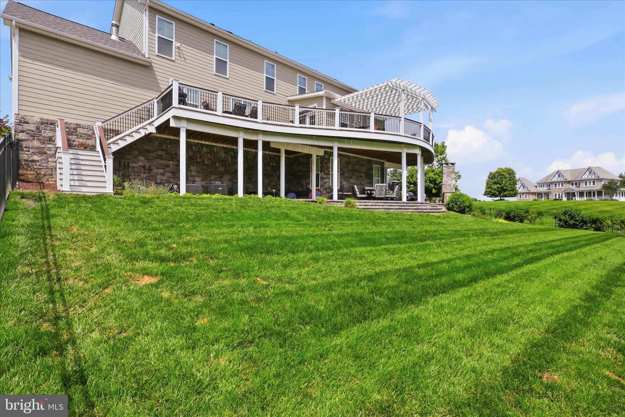 ARROWOOD - Residential