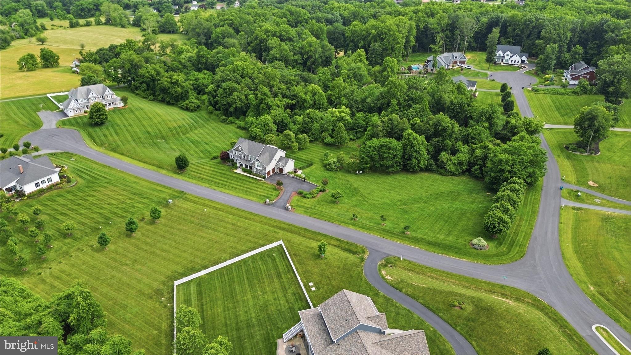 ARROWOOD - Residential