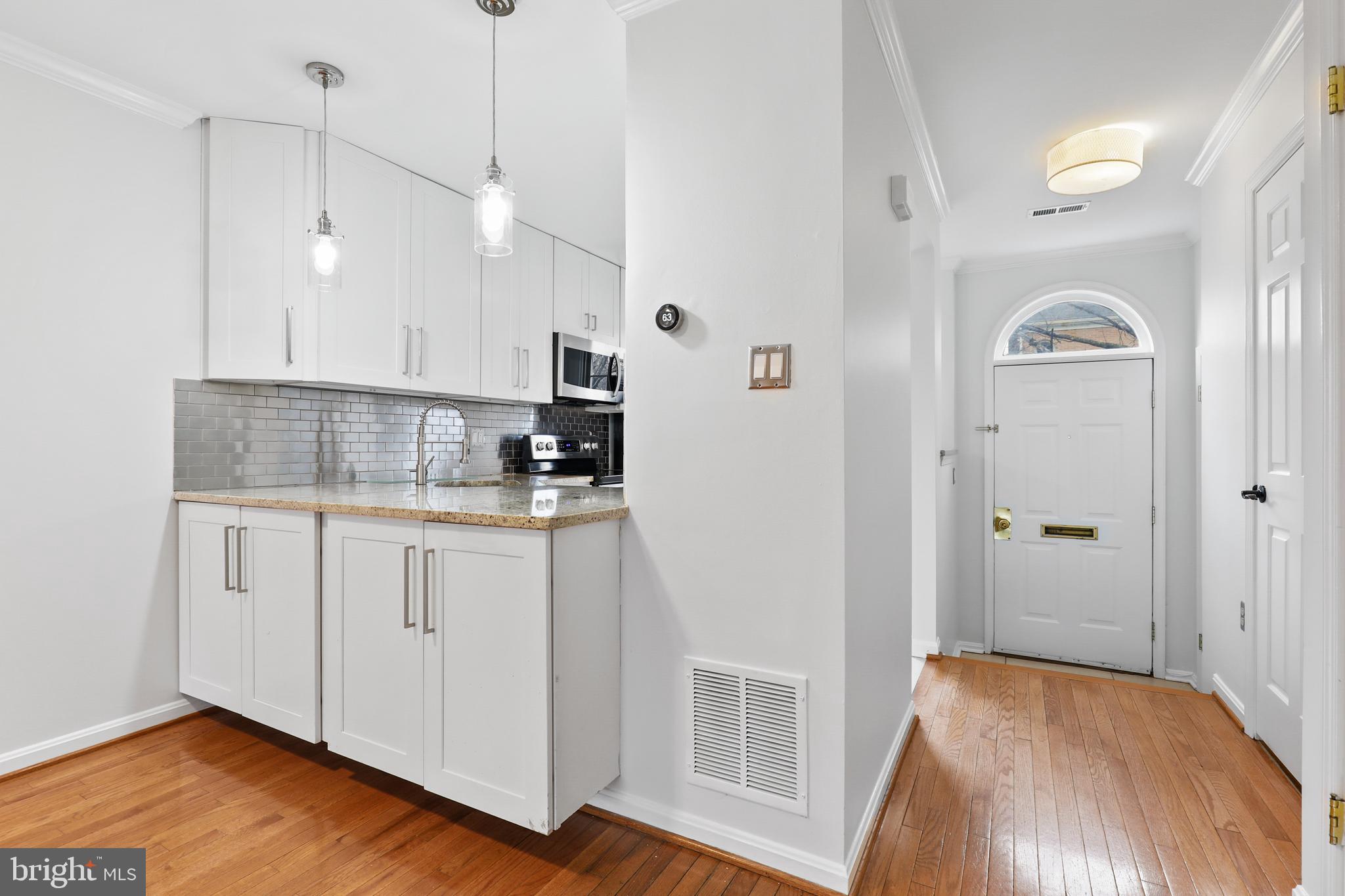 CANTON SQUARE - Residential
