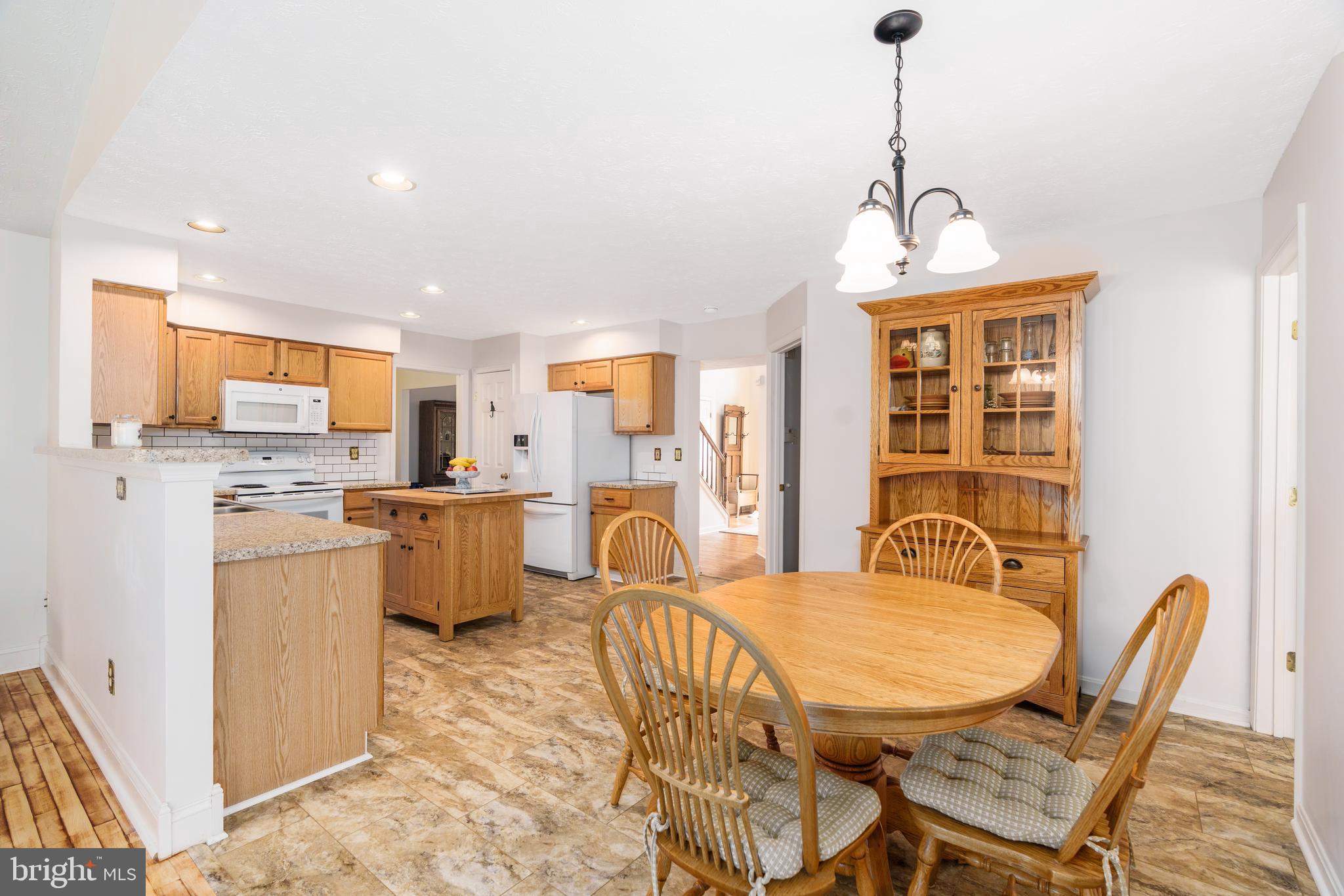 FOREST KNOLL - Residential