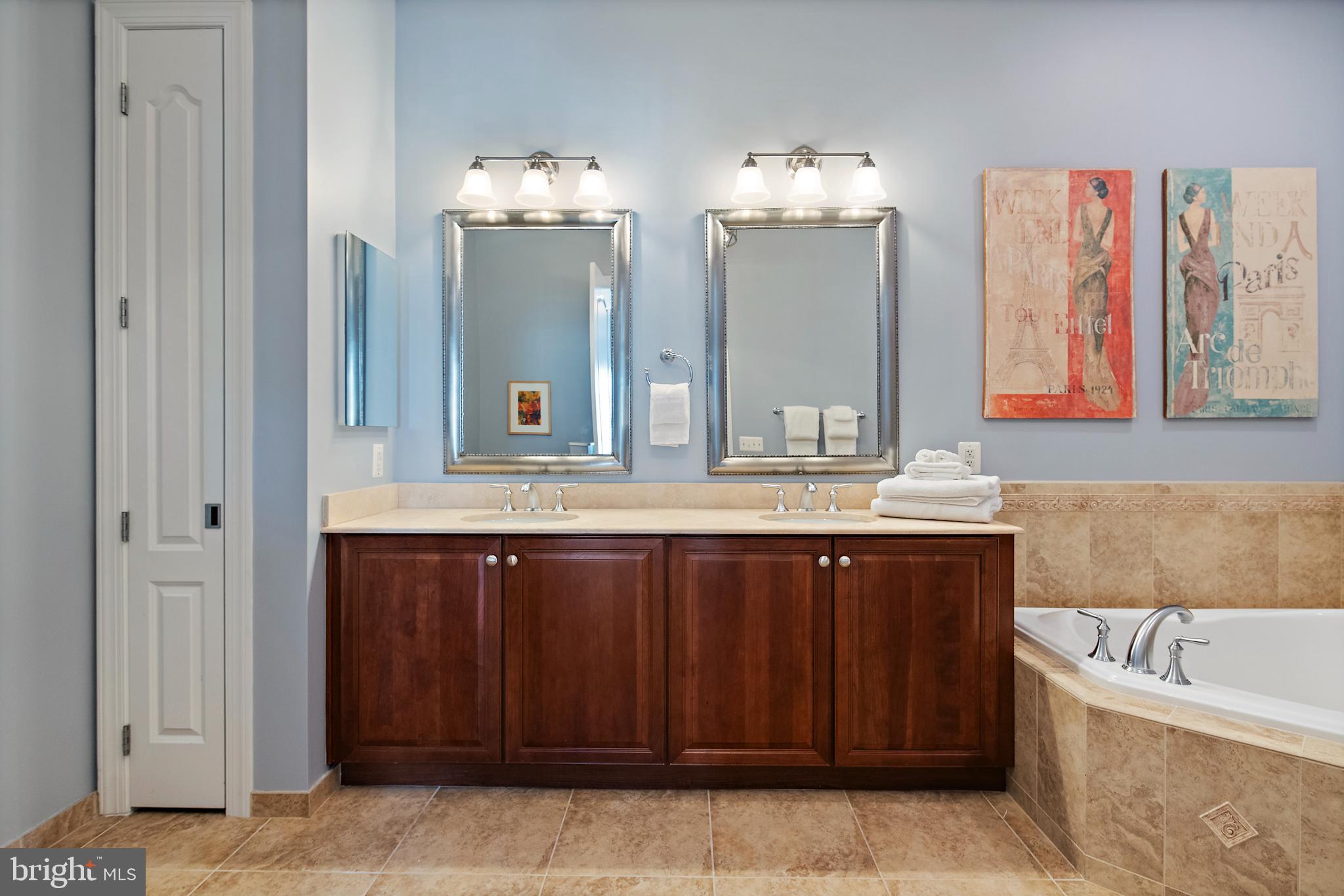 GRANDVIEW - Residential